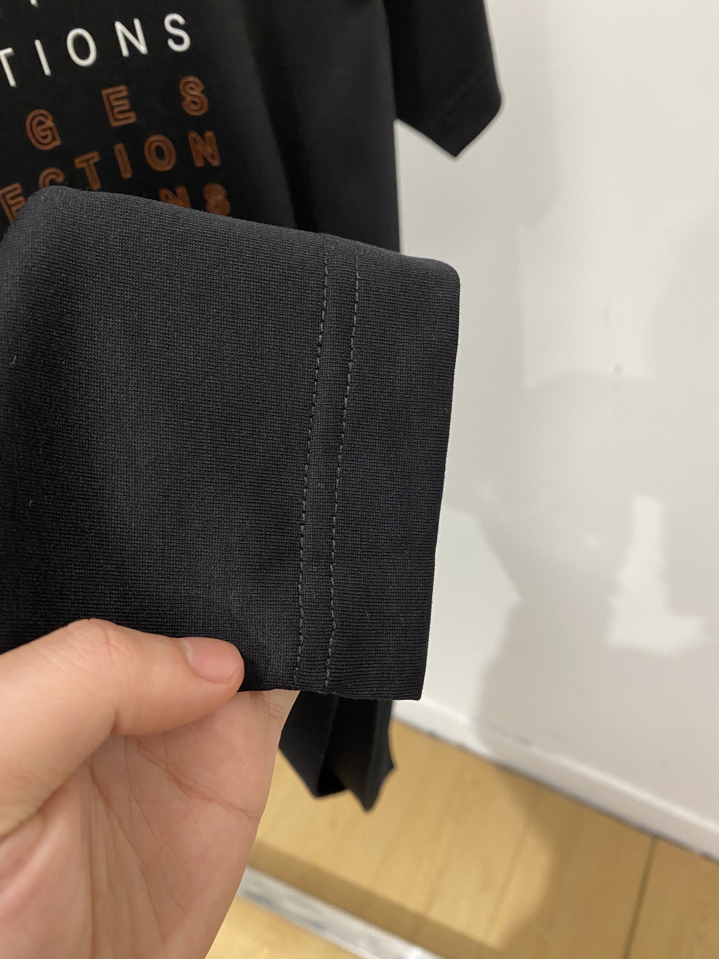 Brunello Cucinelli、2026新品短袖T恤，帅气时尚，胸前顶级印胶字母logo，简约百搭