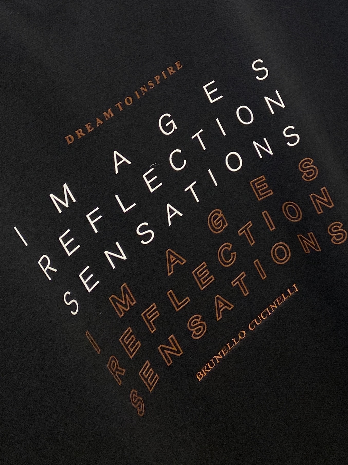 Brunello Cucinelli、2026新品短袖T恤，帅气时尚，胸前顶级印胶字母logo，简约百搭