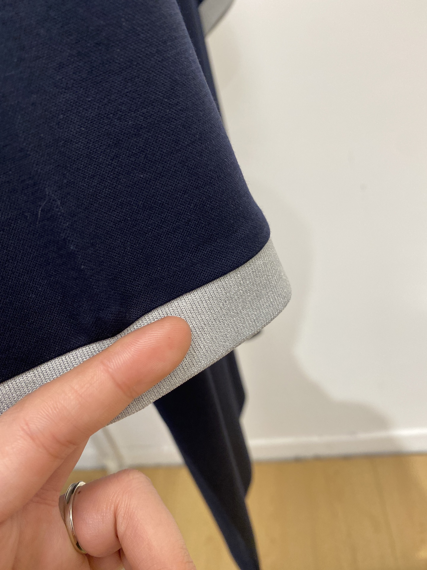 Brunello Cucinelli、2026新品短袖T恤，帅气时尚，胸前顶级刺绣印胶图案logo，简约