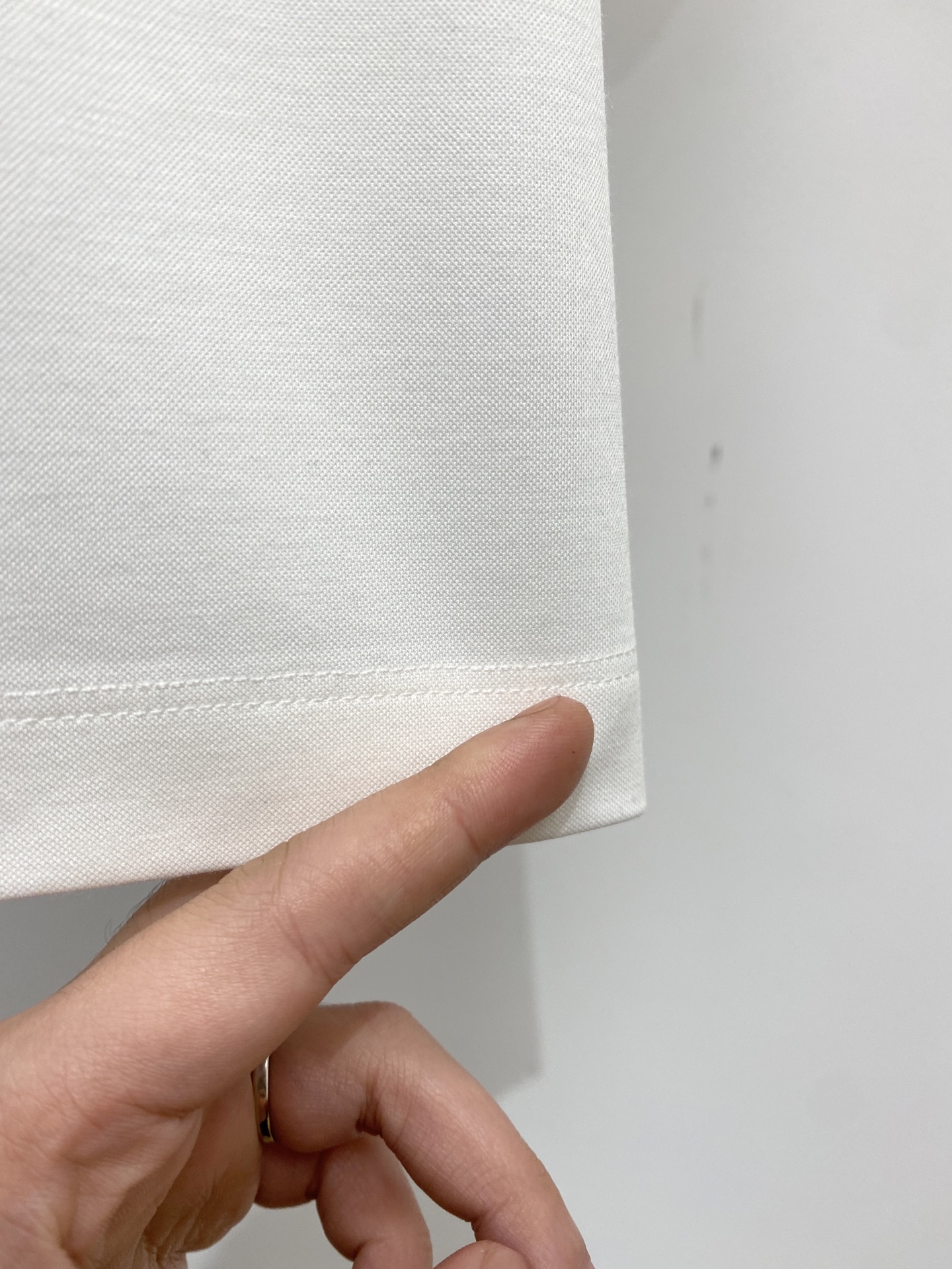 Brunello Cucinelli、2026新品短袖T恤，帅气时尚，胸前顶级刺绣印胶图案logo，简约