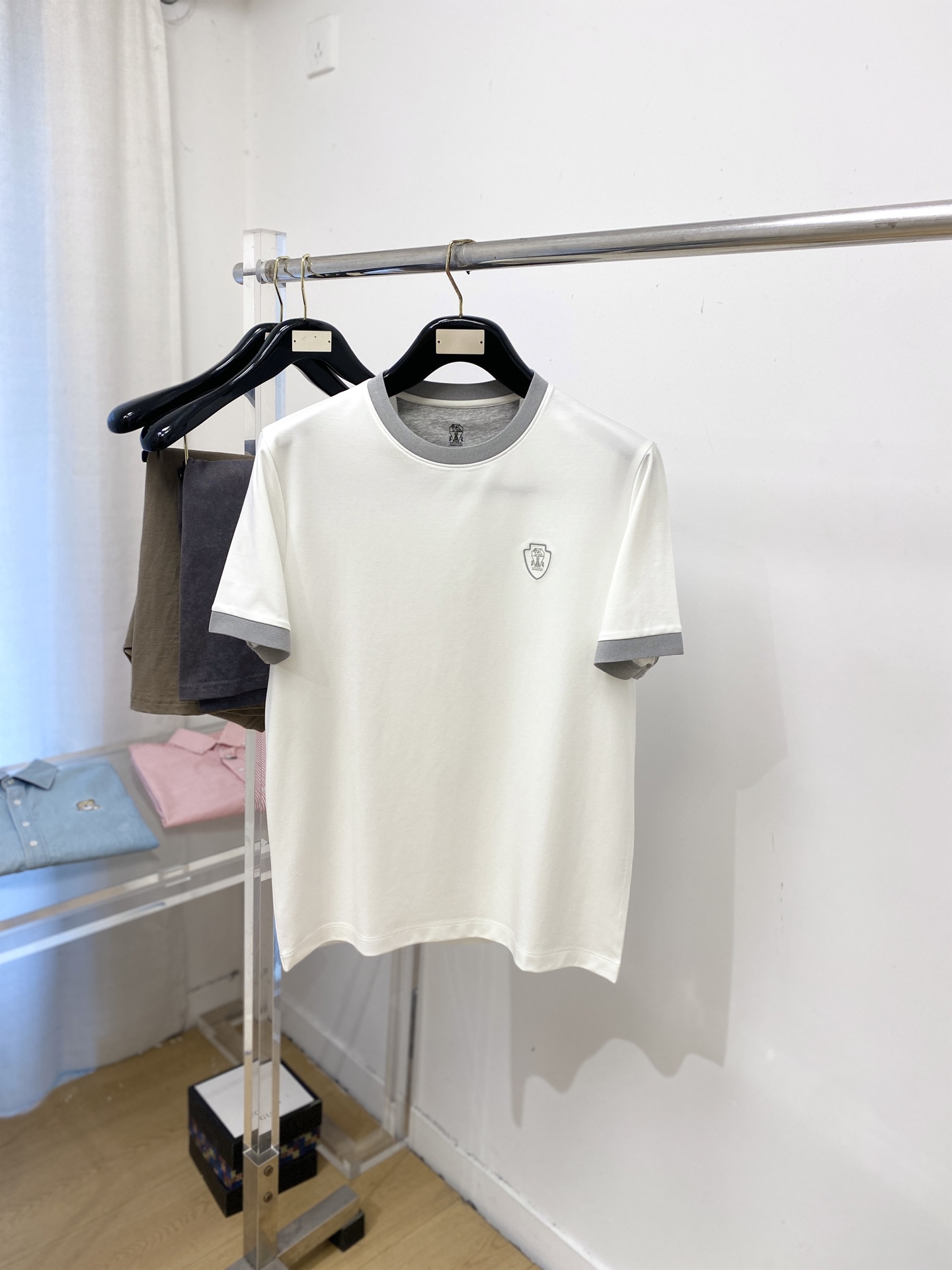 Brunello Cucinelli、2026新品短袖T恤，帅气时尚，胸前顶级刺绣印胶图案logo，简约