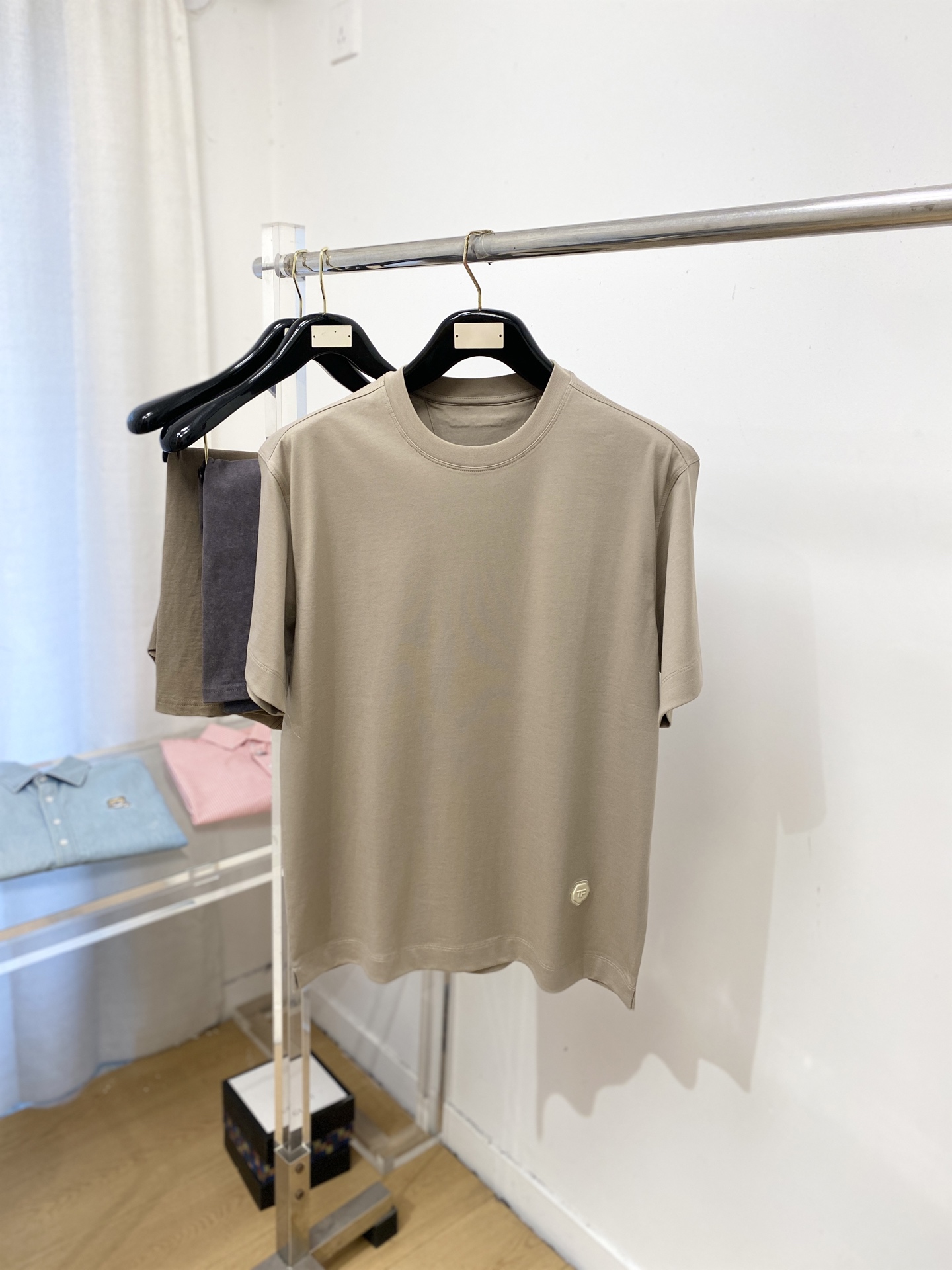 TF、2026新品短袖T恤，帅气时尚，胸前顶级刺绣印胶字母logo，简约百搭款。面料棉 不仅挺括，保持潮