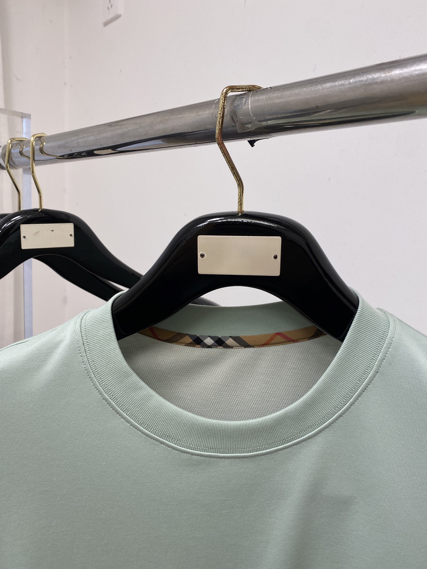 巴宝莉、2026新品短袖T恤，帅气时尚，衣下顶级印花图案logo，简约百搭款。面料棉 不仅挺括，保持潮流