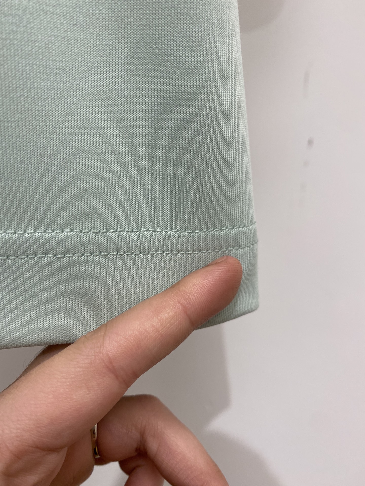 巴宝莉、2026新品短袖T恤，帅气时尚，衣下顶级印花图案logo，简约百搭款。面料棉 不仅挺括，保持潮流