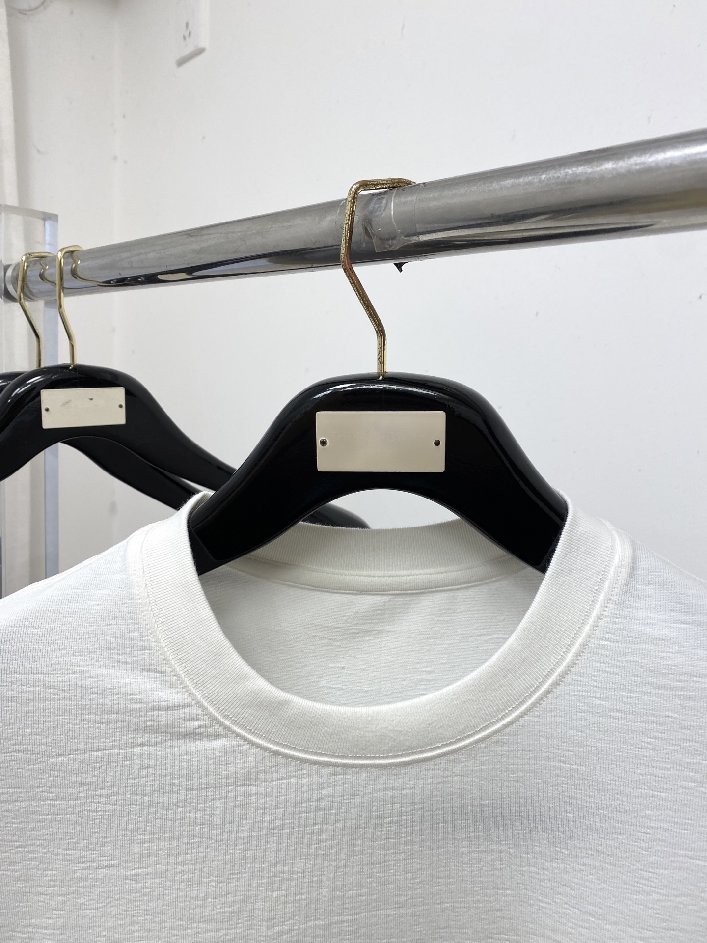 Y-3、2026新品短袖T恤，帅气时尚，胸前顶级印胶字母logo，简约百搭款。面料棉 不仅挺括，保持潮流