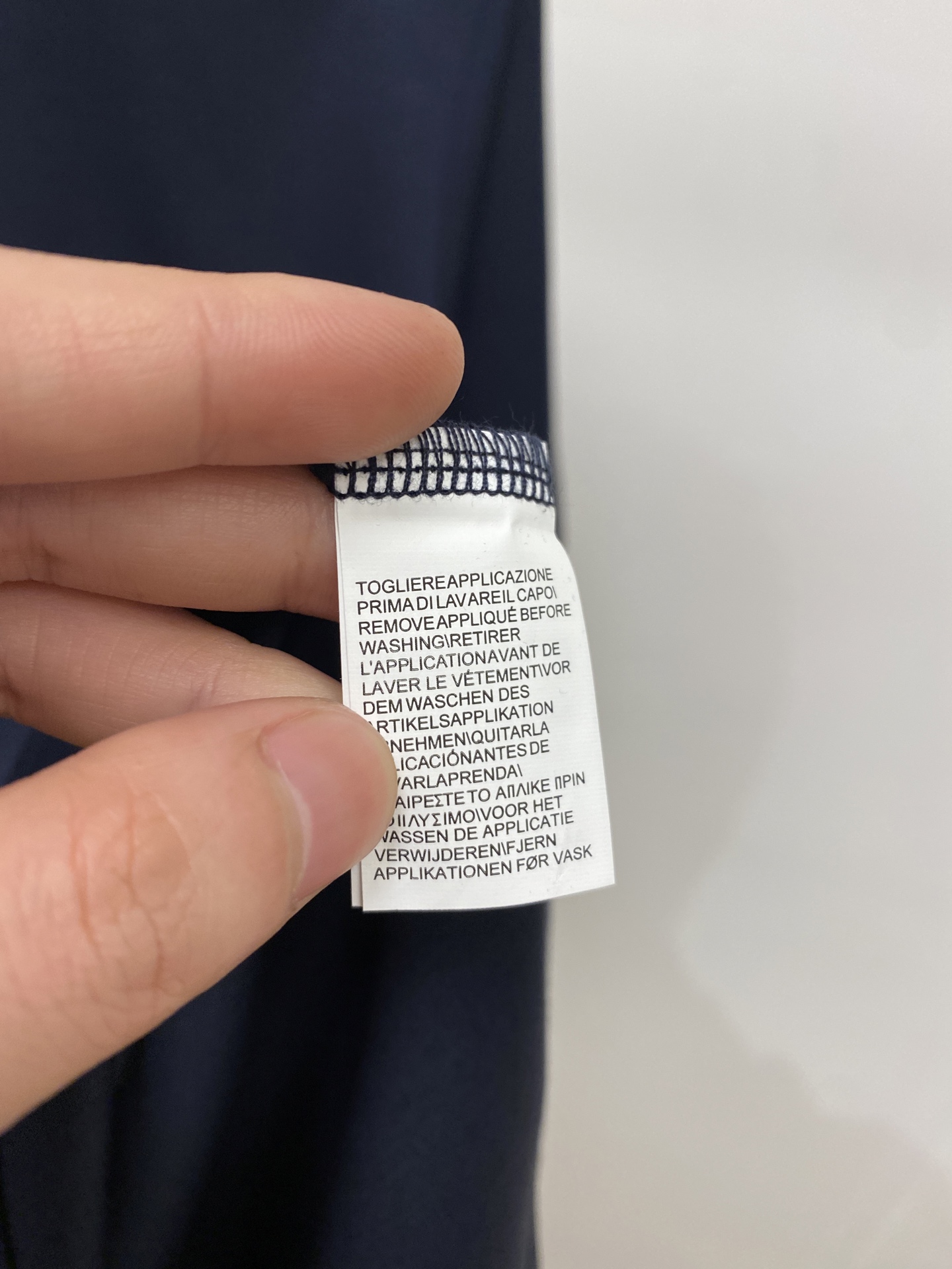 Brunello Cucinelli、2026新品短袖T恤，帅气时尚，胸前顶级刺绣印胶图案字母logo，