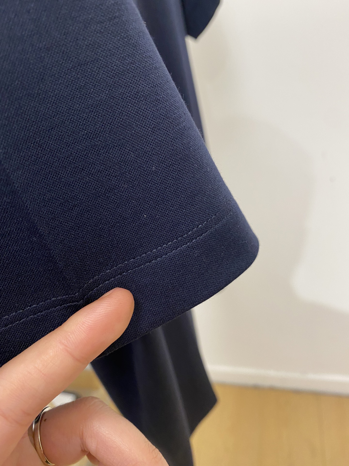 Brunello Cucinelli、2026新品短袖T恤，帅气时尚，胸前顶级刺绣印胶图案字母logo，