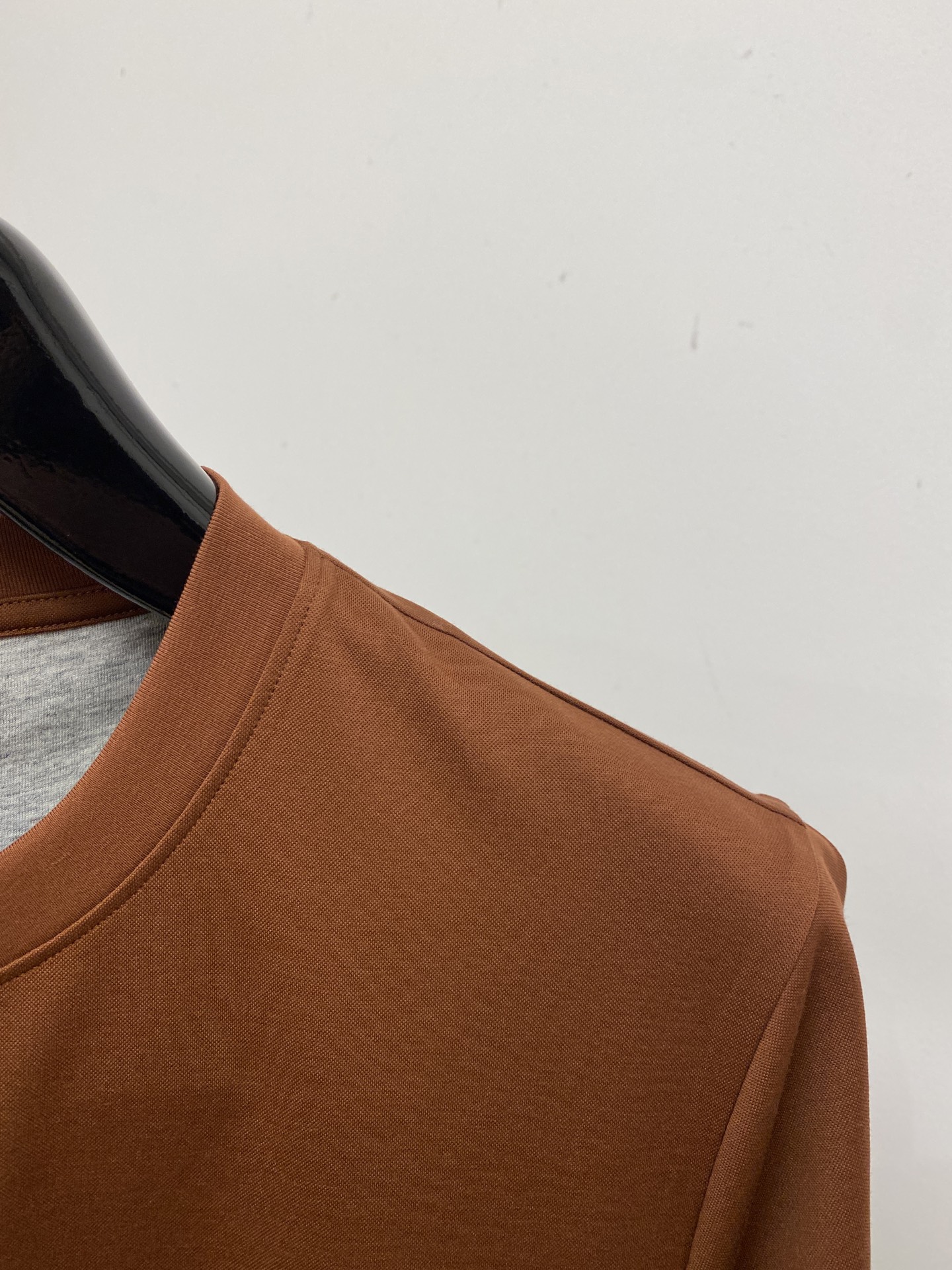 Brunello Cucinelli、2026新品短袖T恤，帅气时尚，胸前顶级刺绣印胶图案字母logo，