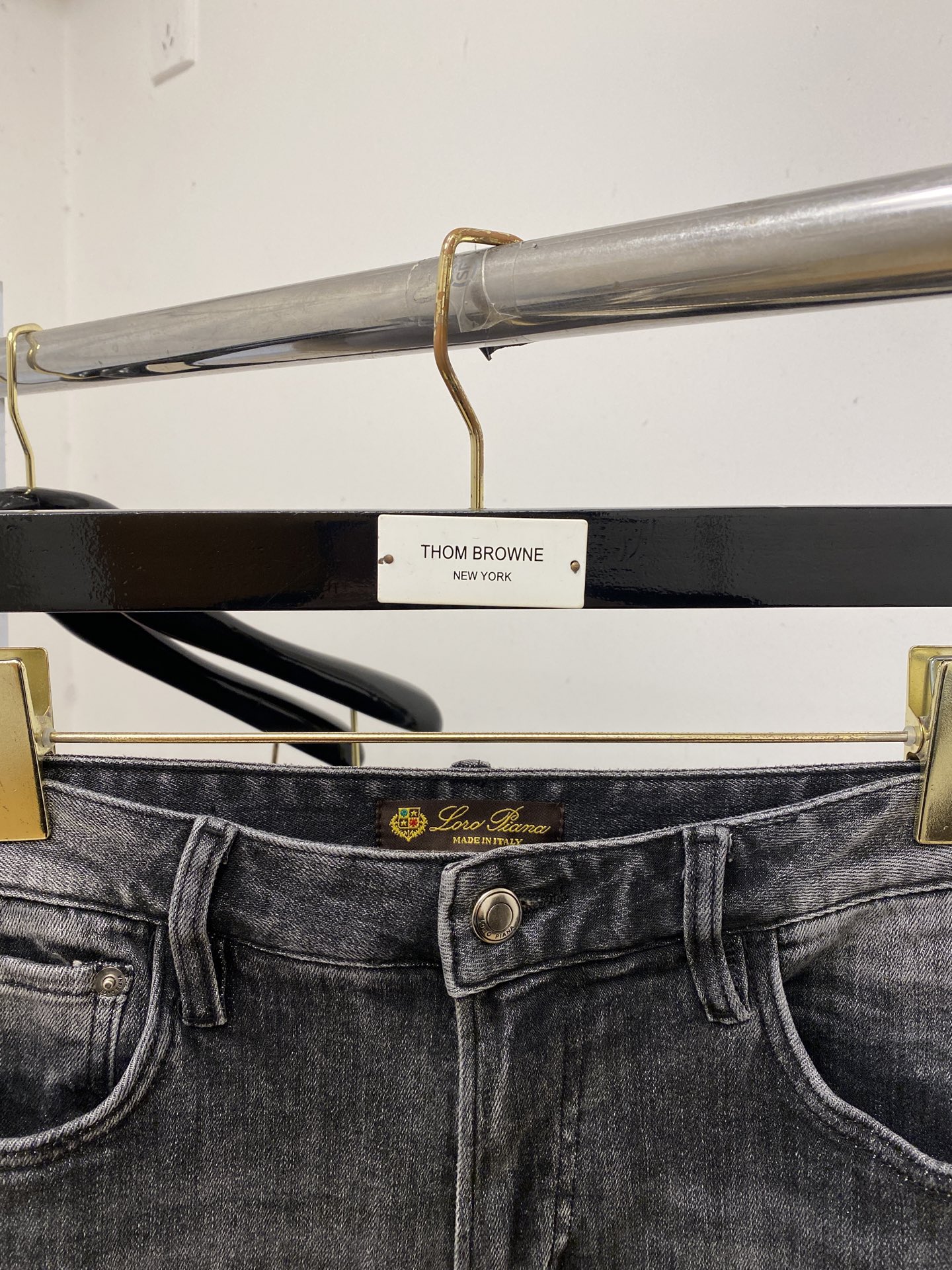 Loro Piana、2026最新品，专柜同步有售，原单狠货，水洗休闲牛仔裤，进口原版水洗弹力面料，舒适