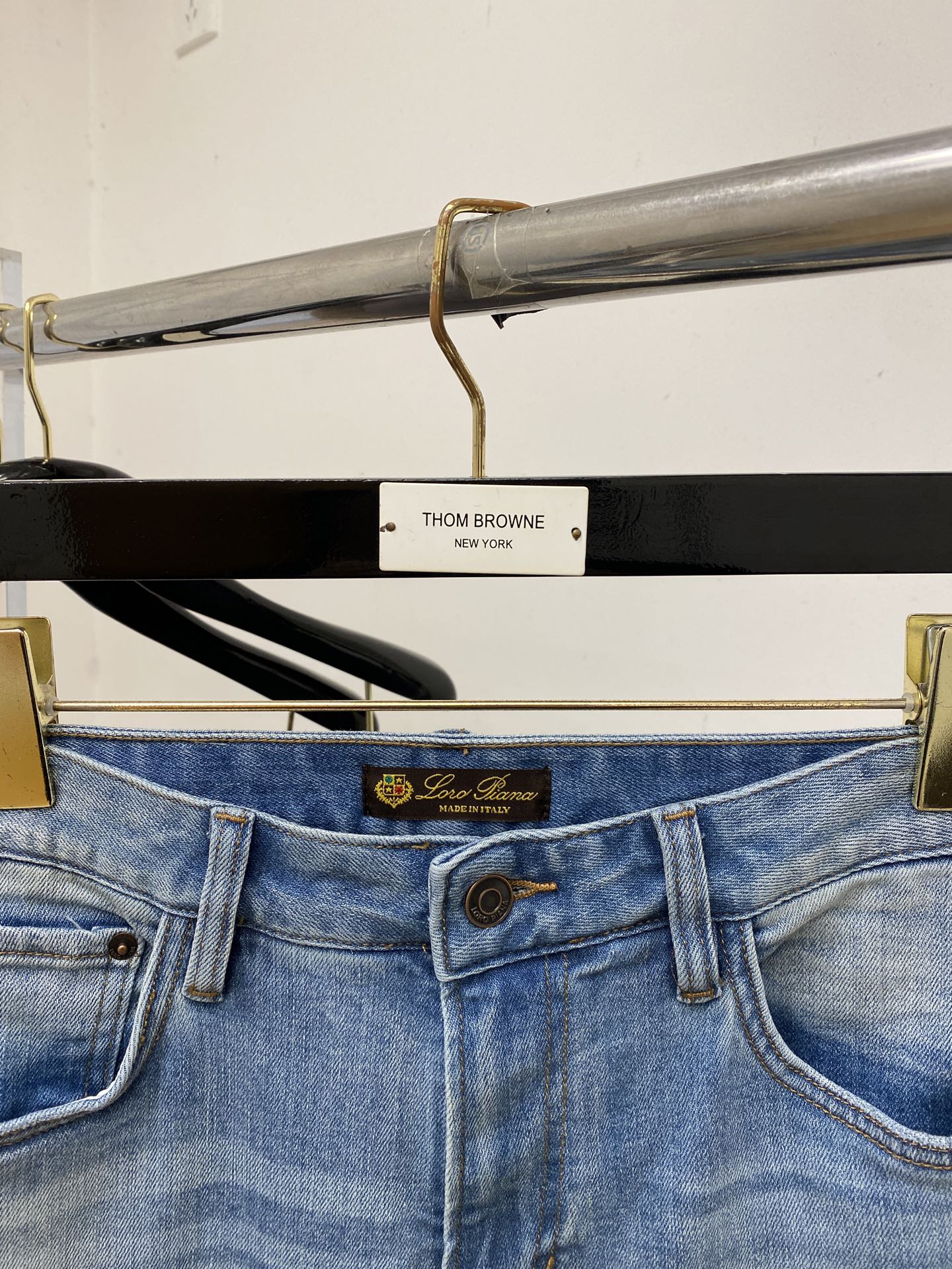 Loro Piana、2026最新品，专柜同步有售，原单狠货，水洗休闲牛仔裤，进口原版水洗弹力面料，舒适