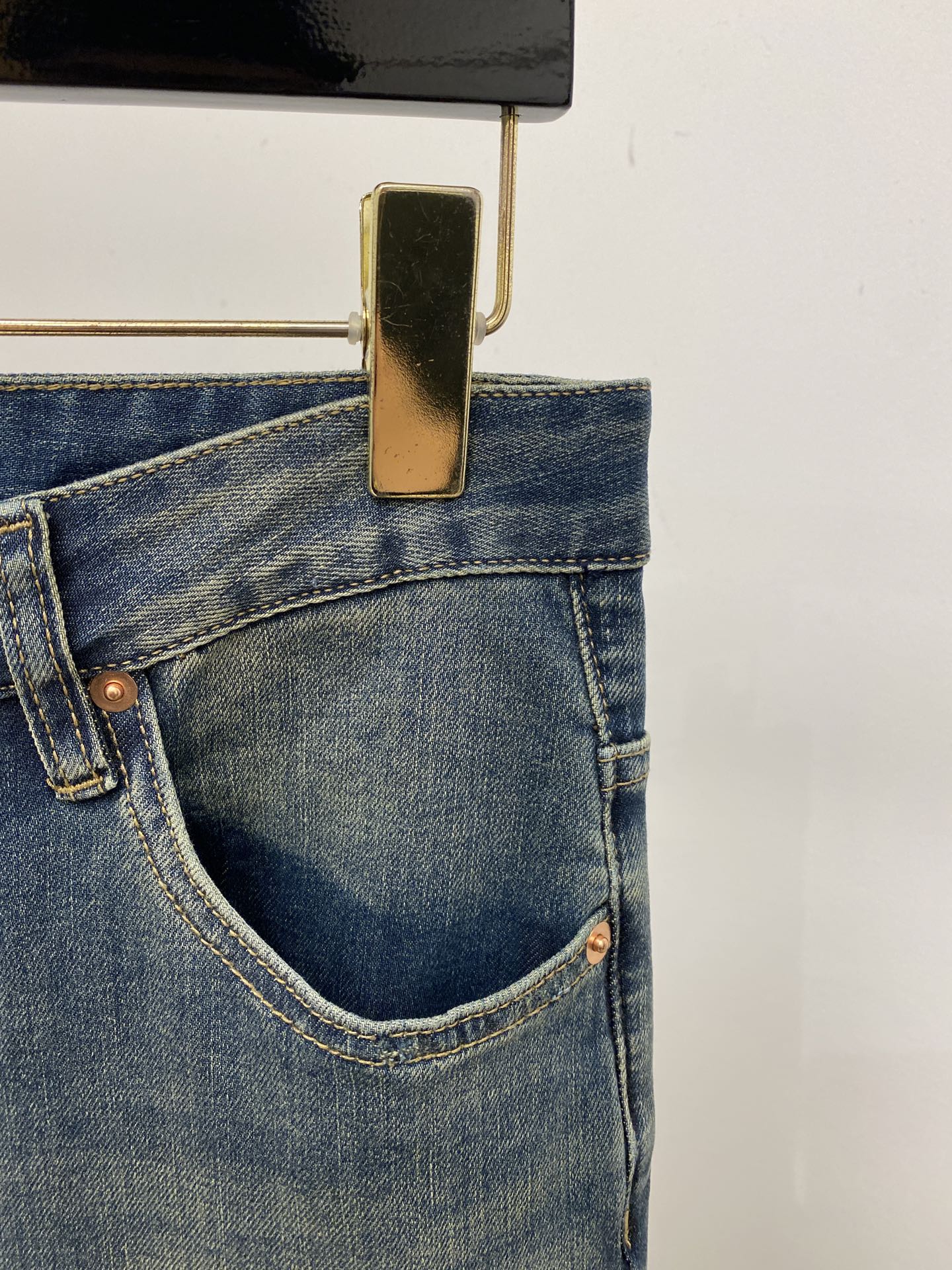 古奇、2026最新品，专柜同步有售，原单狠货，水洗休闲牛仔裤，进口原版水洗弹力面料，舒适有弹性，原版五金