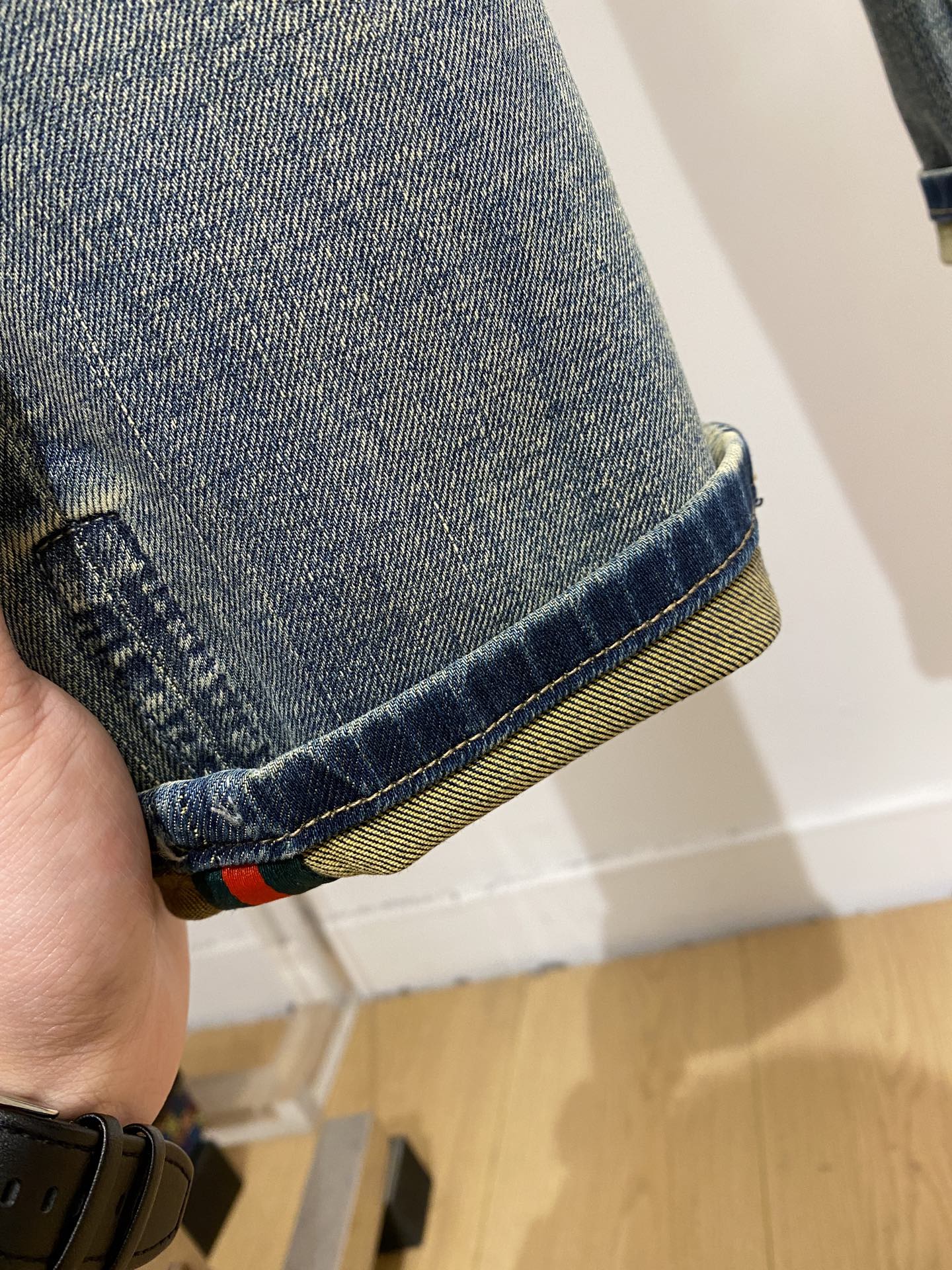 古奇、2026最新品，专柜同步有售，原单狠货，水洗休闲牛仔裤，进口原版水洗弹力面料，舒适有弹性，原版五金