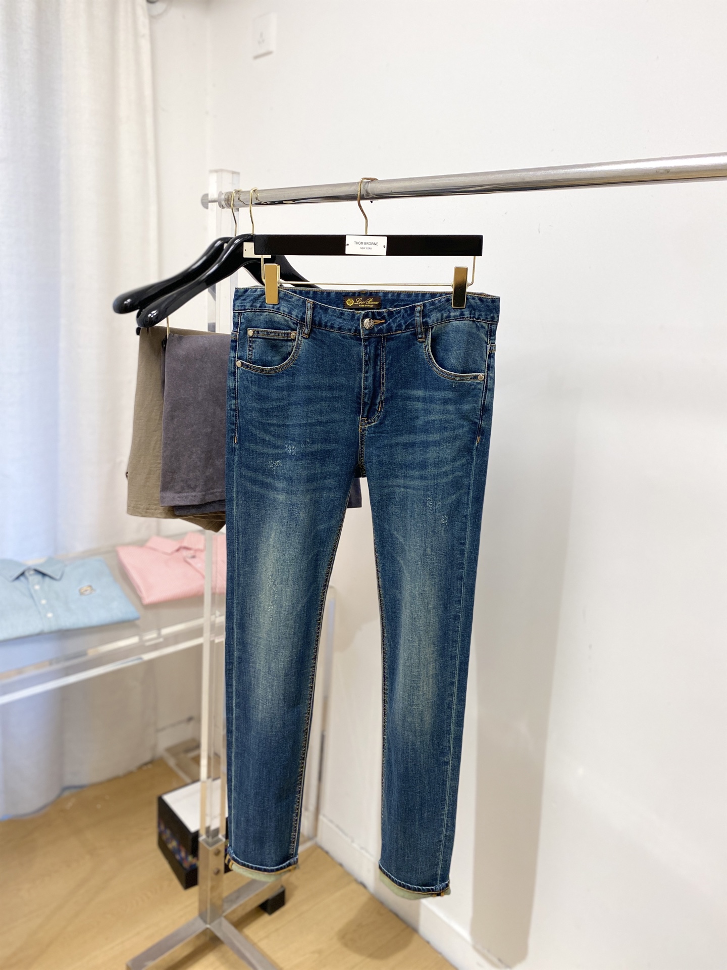 Loro Piana、2026最新品，专柜同步有售，原单狠货，水洗休闲牛仔裤，进口原版水洗弹力面料，舒适