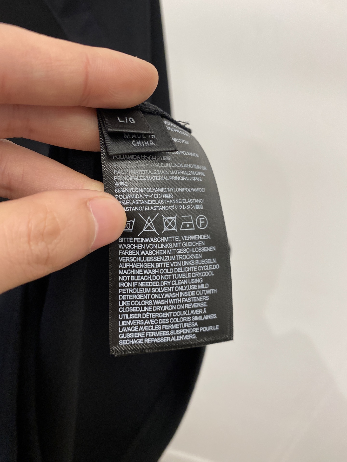 Y-3、2026新品短袖T恤，帅气时尚，胸前顶级印花字母logo，简约百搭款。面料棉 不仅挺括，保持潮流