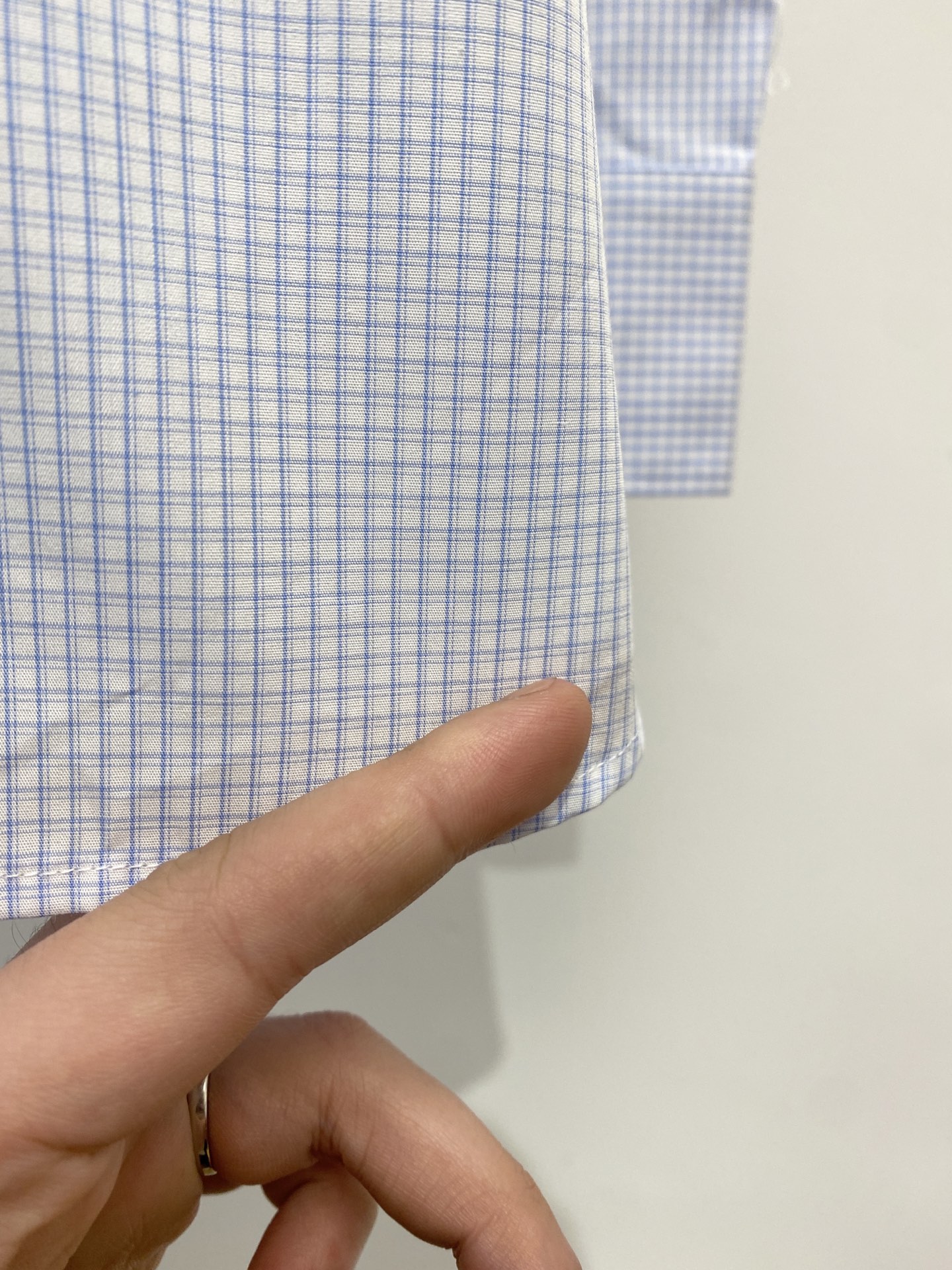 Loro piana、2026新品衬衫，时尚帅气，简约百搭款，定制原版面料，不仅挺括，保持潮流的廓形，又