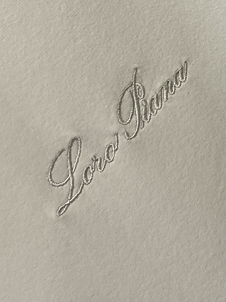 Loro piana、2026新品夹克外套，时尚帅气，简约百搭款，胸前精致刺绣字母logo，定制原版面料