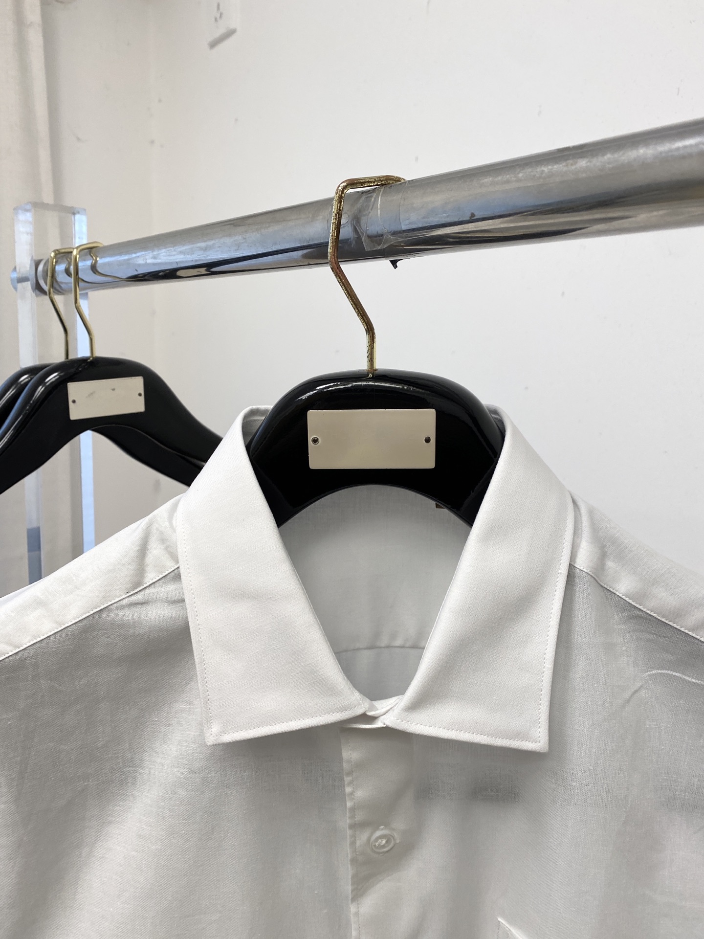 Loro piana、2026新品衬衫，时尚帅气，简约百搭款，定制原版面料，不仅挺括，保持潮流的廓形，又