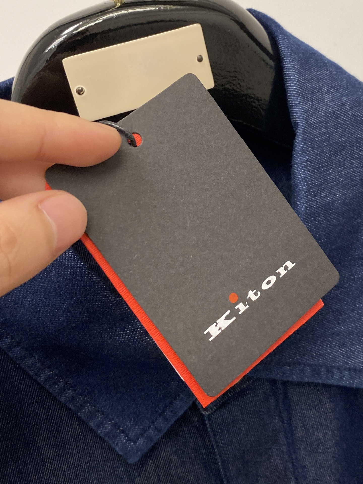 Kiton、2026新品牛仔衬衫外套，时尚帅气，简约百搭款，定制原版面料，不仅挺括，保持潮流的廓形，又穿