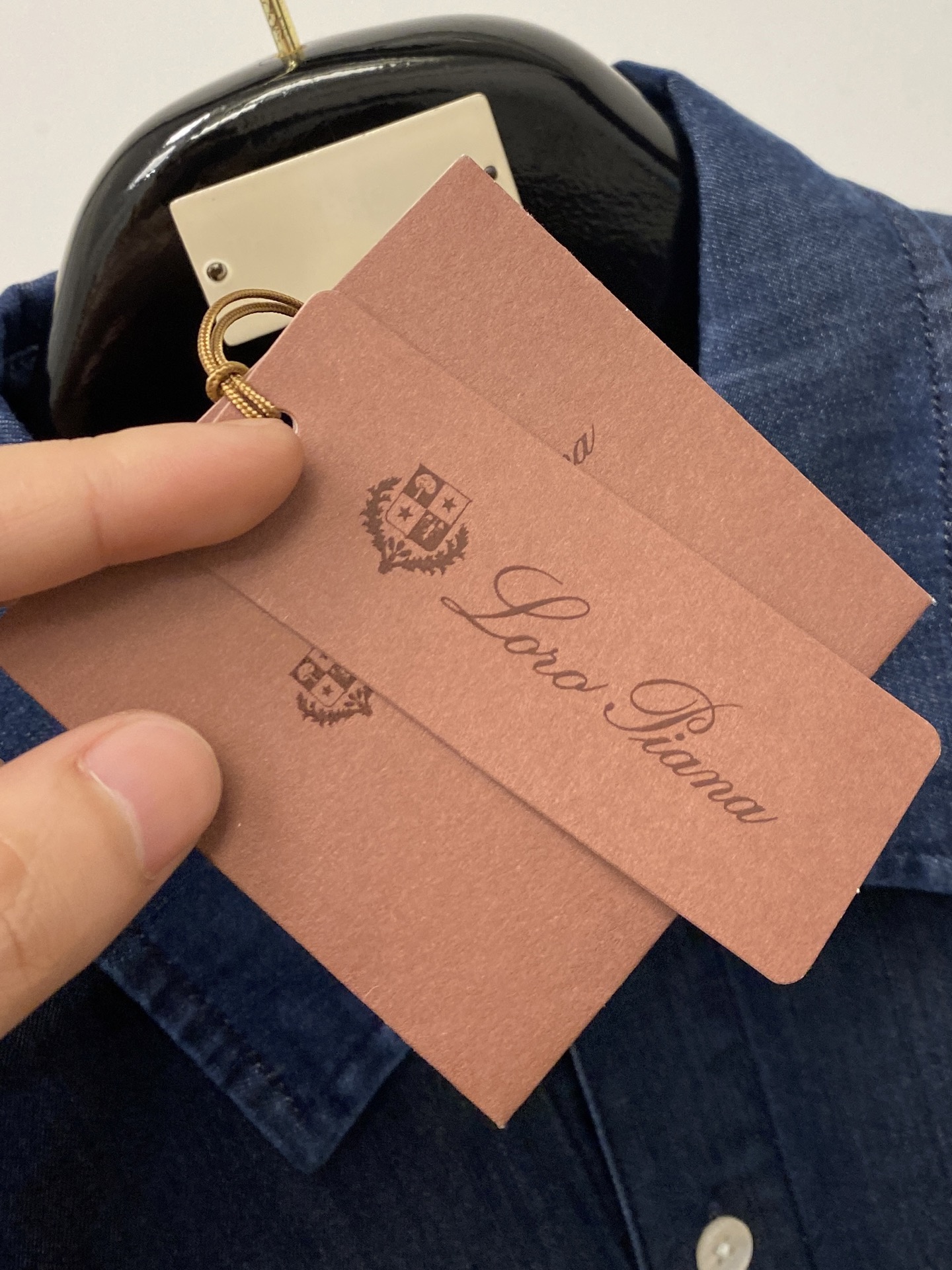 Loro piana、2026新品牛仔衬衫外套，时尚帅气，简约百搭款，定制原版面料，不仅挺括，保持潮流的