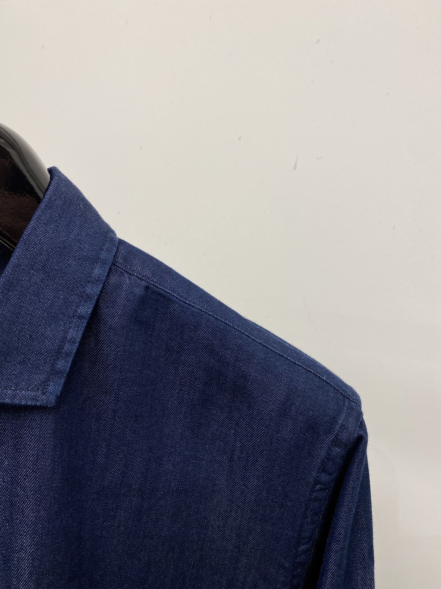 Brunello Cucinelli、2026新品牛仔衬衫外套，时尚帅气，简约百搭款，定制原版面料，不仅