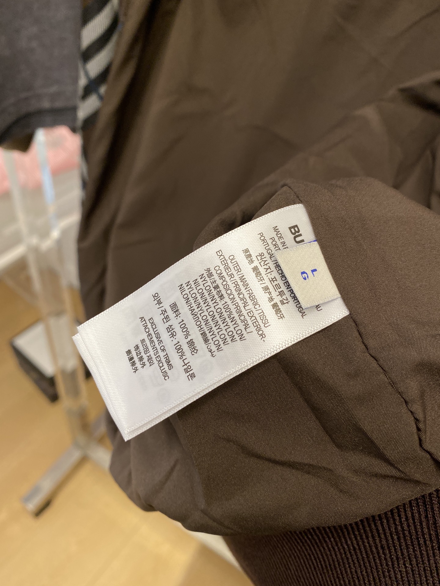 巴宝莉、2026新品夹克外套，时尚帅气，简约百搭款，胸前刺绣装饰图案logo，定制原版面料，不仅挺括，保