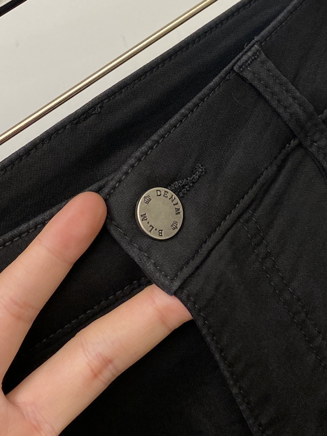 DG、2026最新品，专柜同步有售，原单狠货，水洗休闲牛仔裤，进口原版水洗弹力面料，舒适有弹性，原版五金