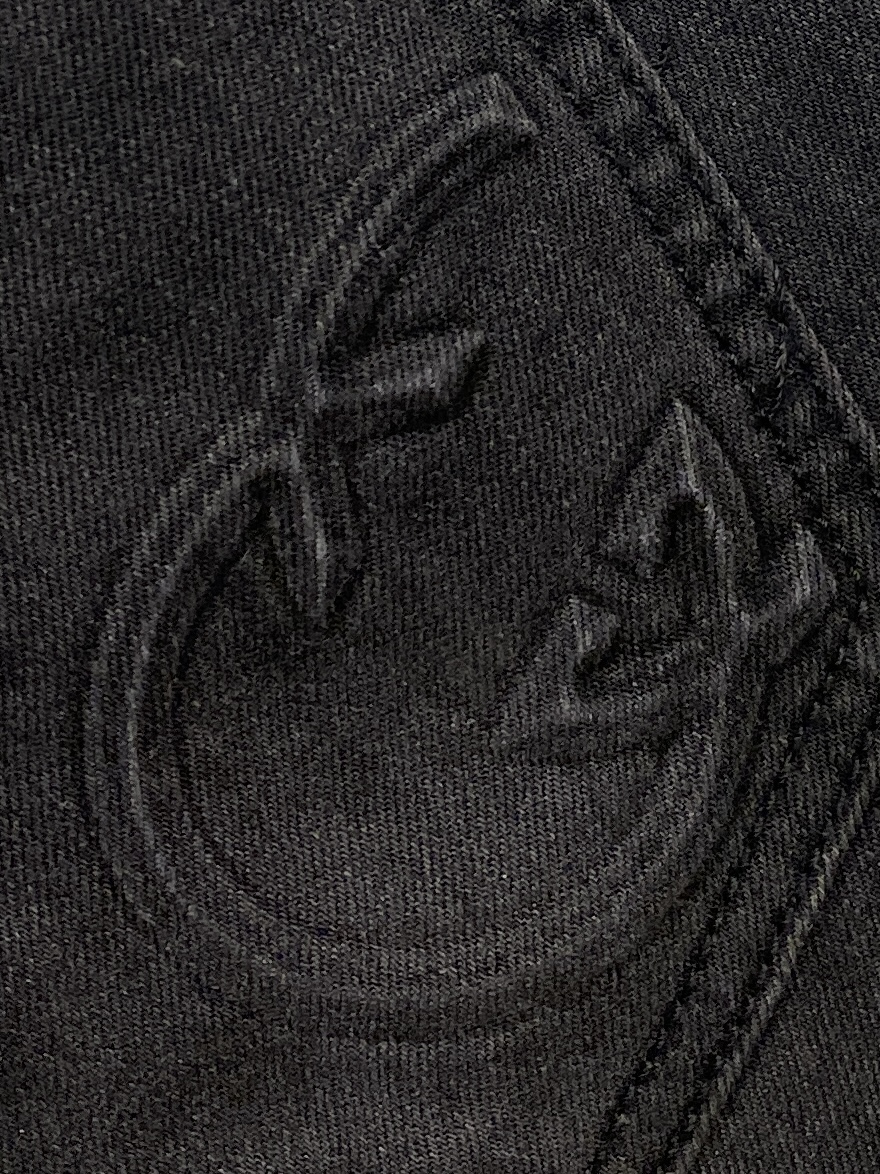 古奇、2026最新品，专柜同步有售，原单狠货，水洗休闲牛仔裤，进口原版水洗弹力面料，舒适有弹性，原版五金