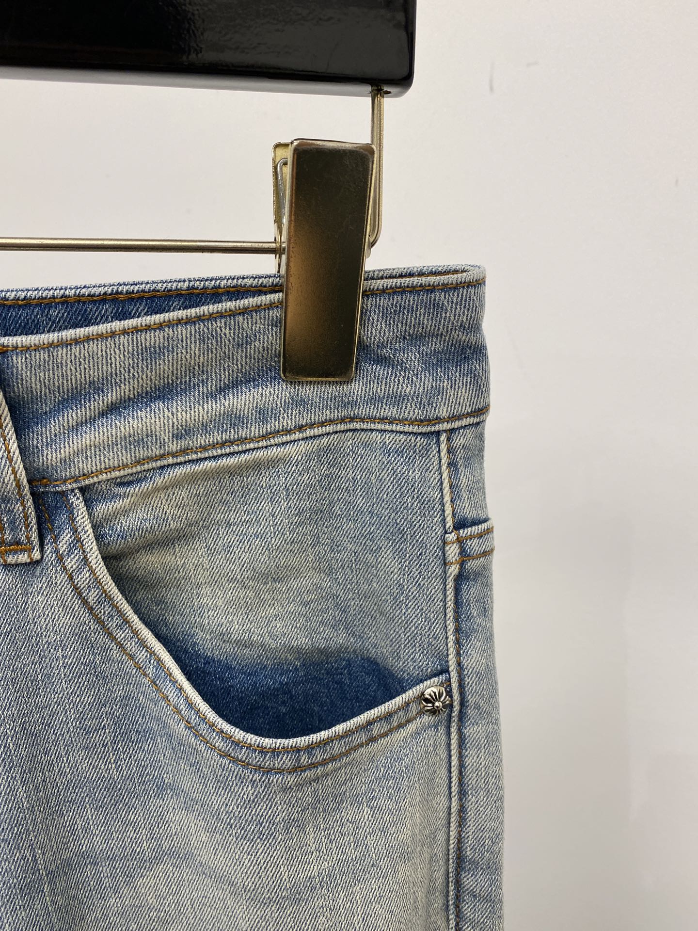 克罗心、2026最新品，专柜同步有售，原单狠货，水洗休闲牛仔裤，进口原版水洗弹力面料，舒适有弹性，原版五