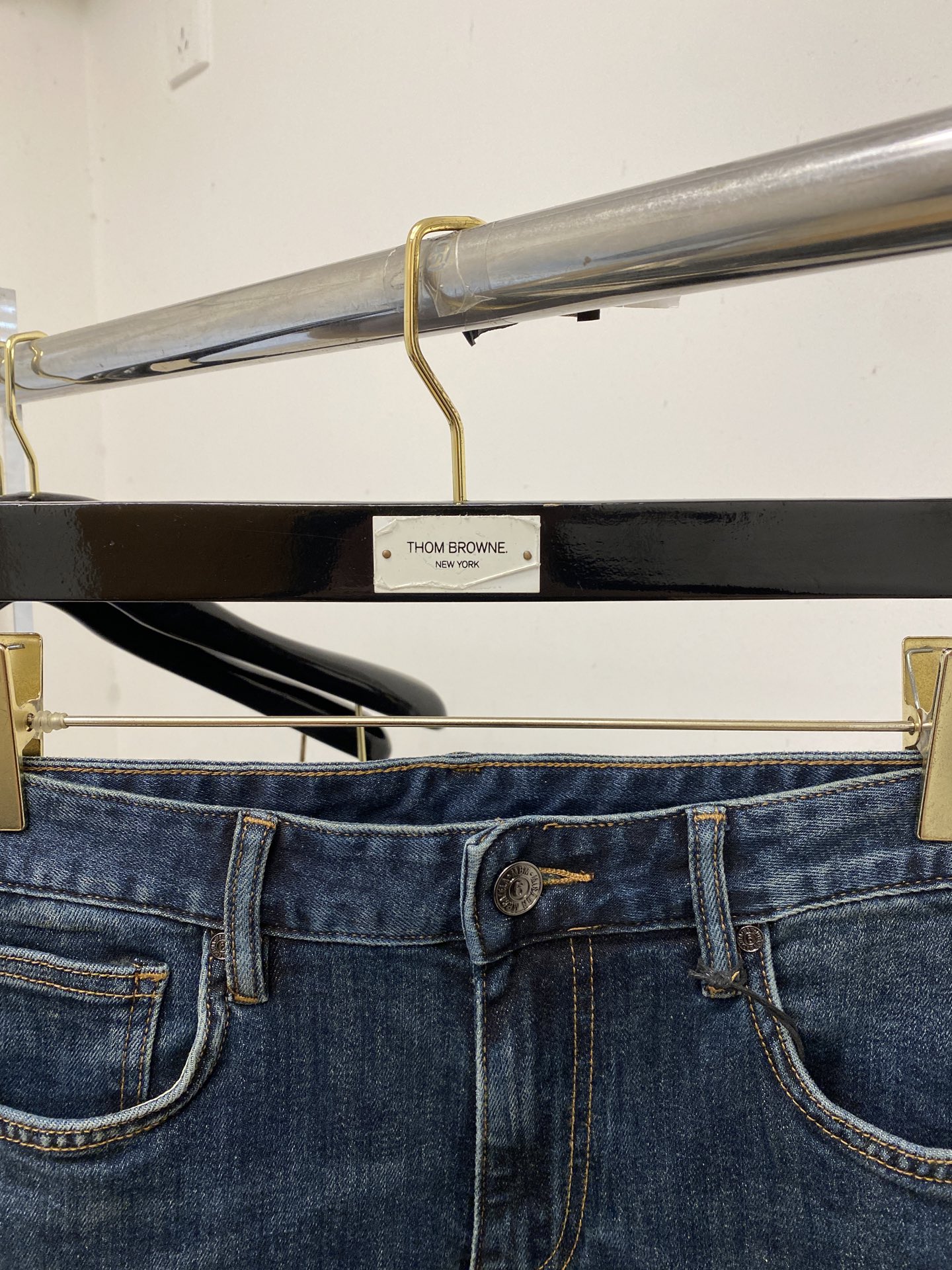 马吉拉、2026最新品，专柜同步有售，原单狠货，水洗休闲牛仔裤，进口原版水洗弹力面料，舒适有弹性，原版五