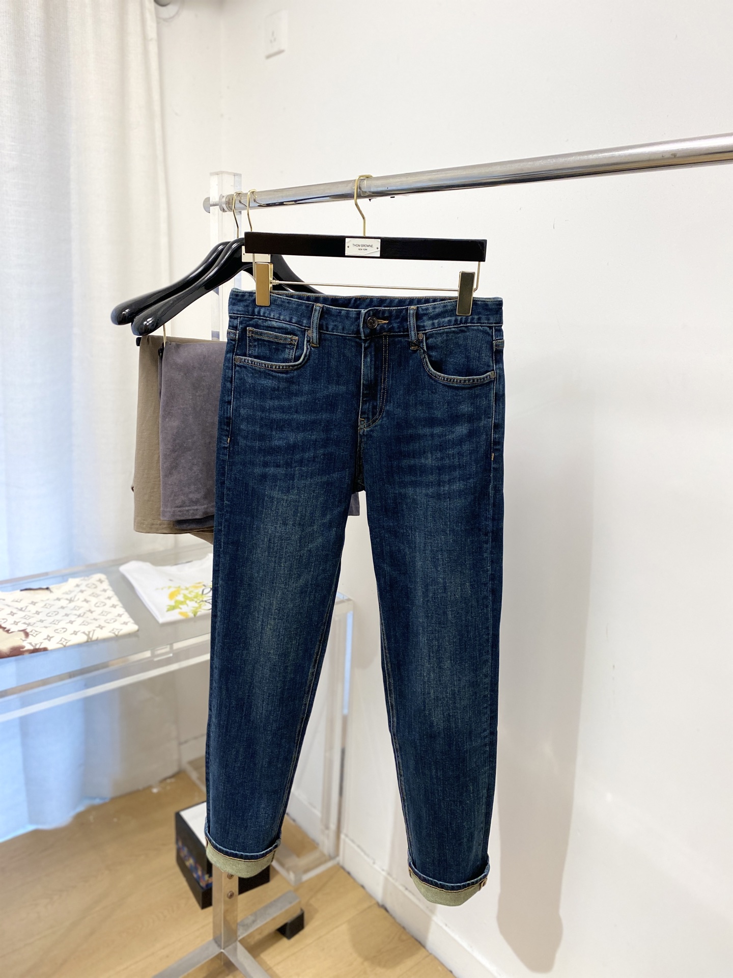 马吉拉、2026最新品，专柜同步有售，原单狠货，水洗休闲牛仔裤，进口原版水洗弹力面料，舒适有弹性，原版五