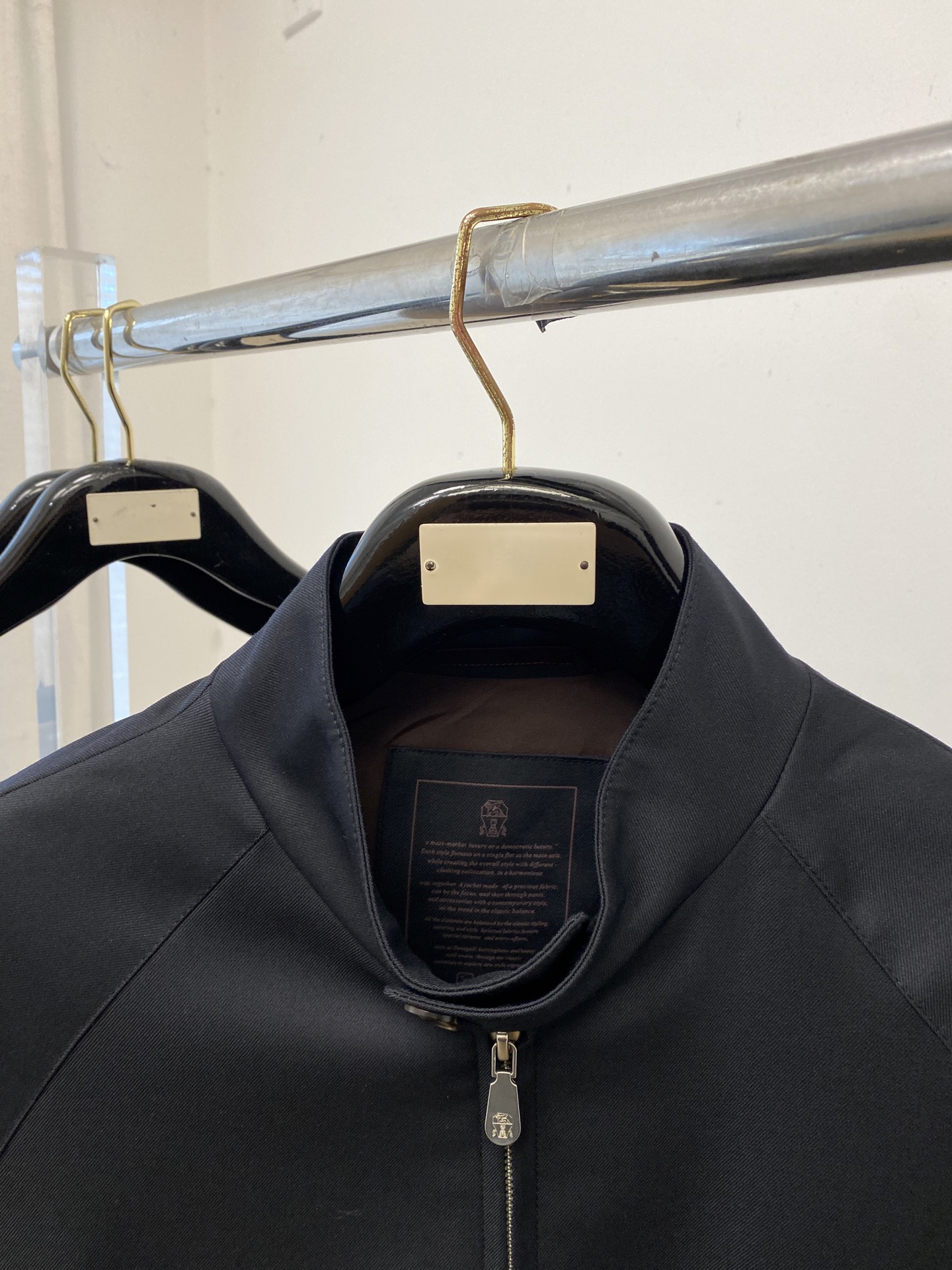 Brunello Cucinelli、2026新品夹克外套，时尚帅气，简约百搭款，胸前精致刺绣图案log
