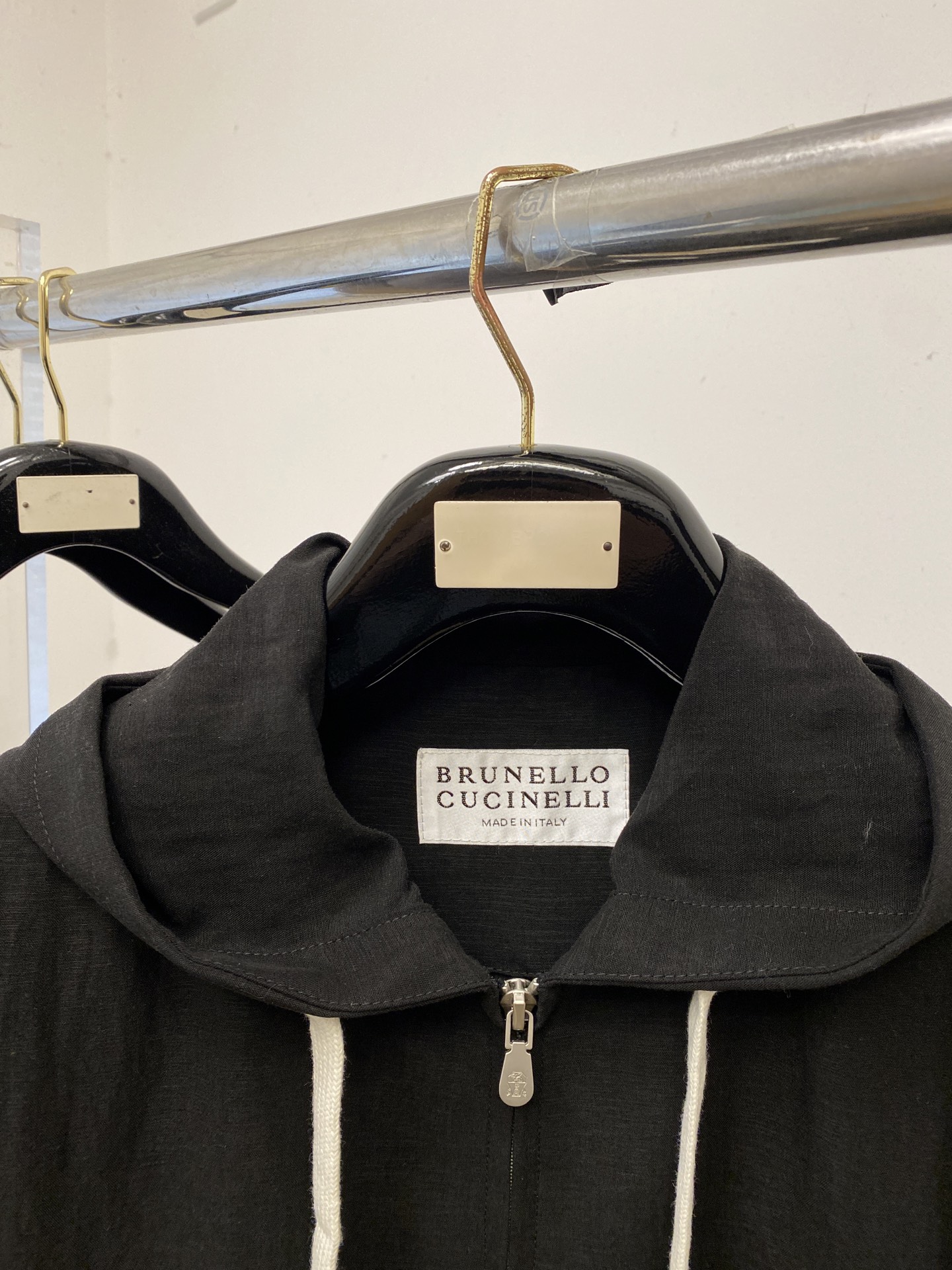 ￼ Brunello Cucinelli、2026新品夹克外套，时尚帅气，简约百搭款，胸前精致刺绣图lo