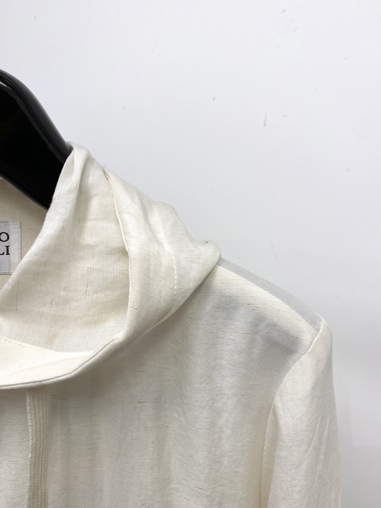 Brunello Cucinelli、2026新品夹克外套，时尚帅气，简约百搭款，胸前精致刺绣图案log