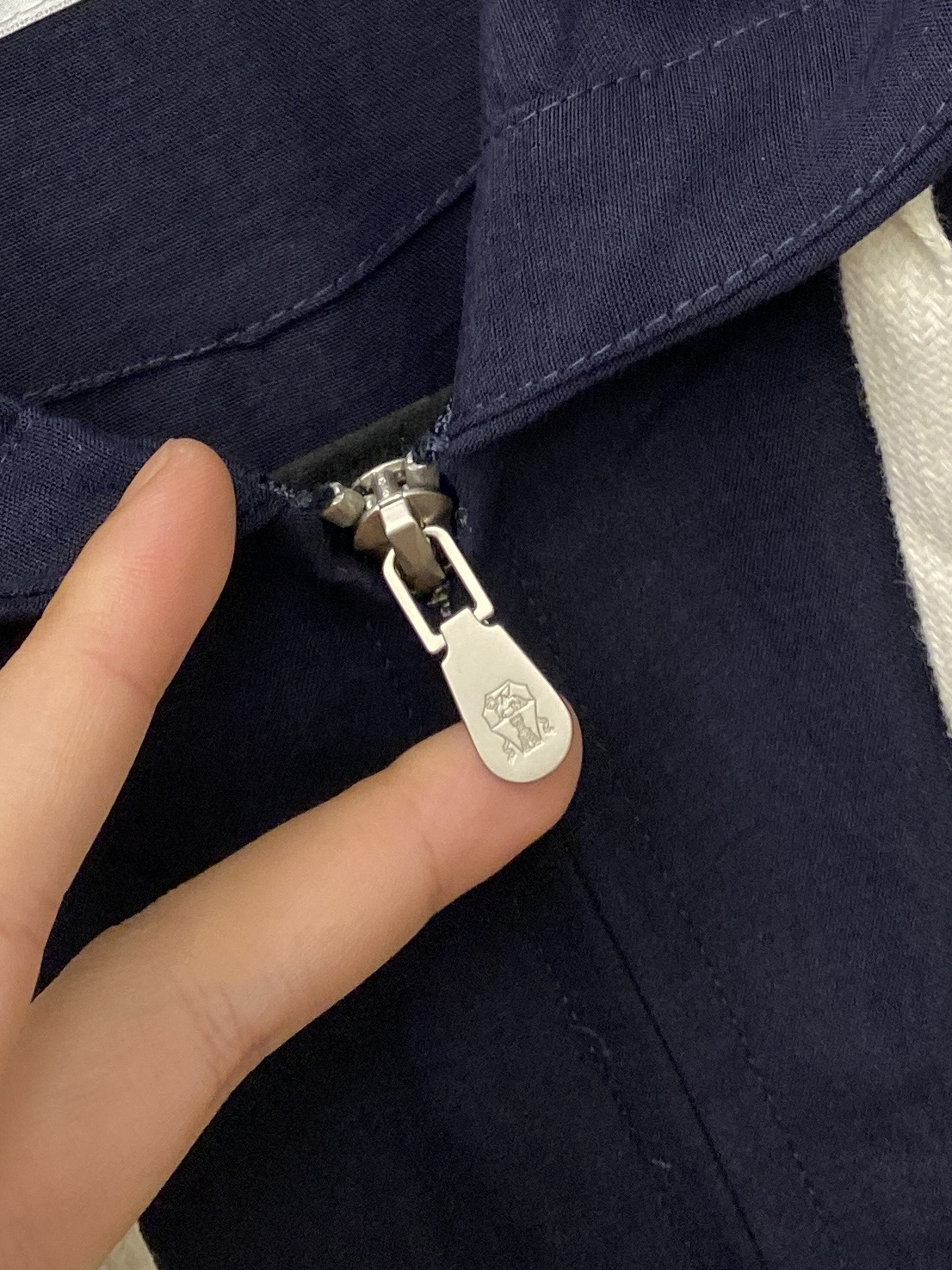 Brunello Cucinelli、2026新品夹克外套，时尚帅气，简约百搭款，胸前精致刺绣图案log