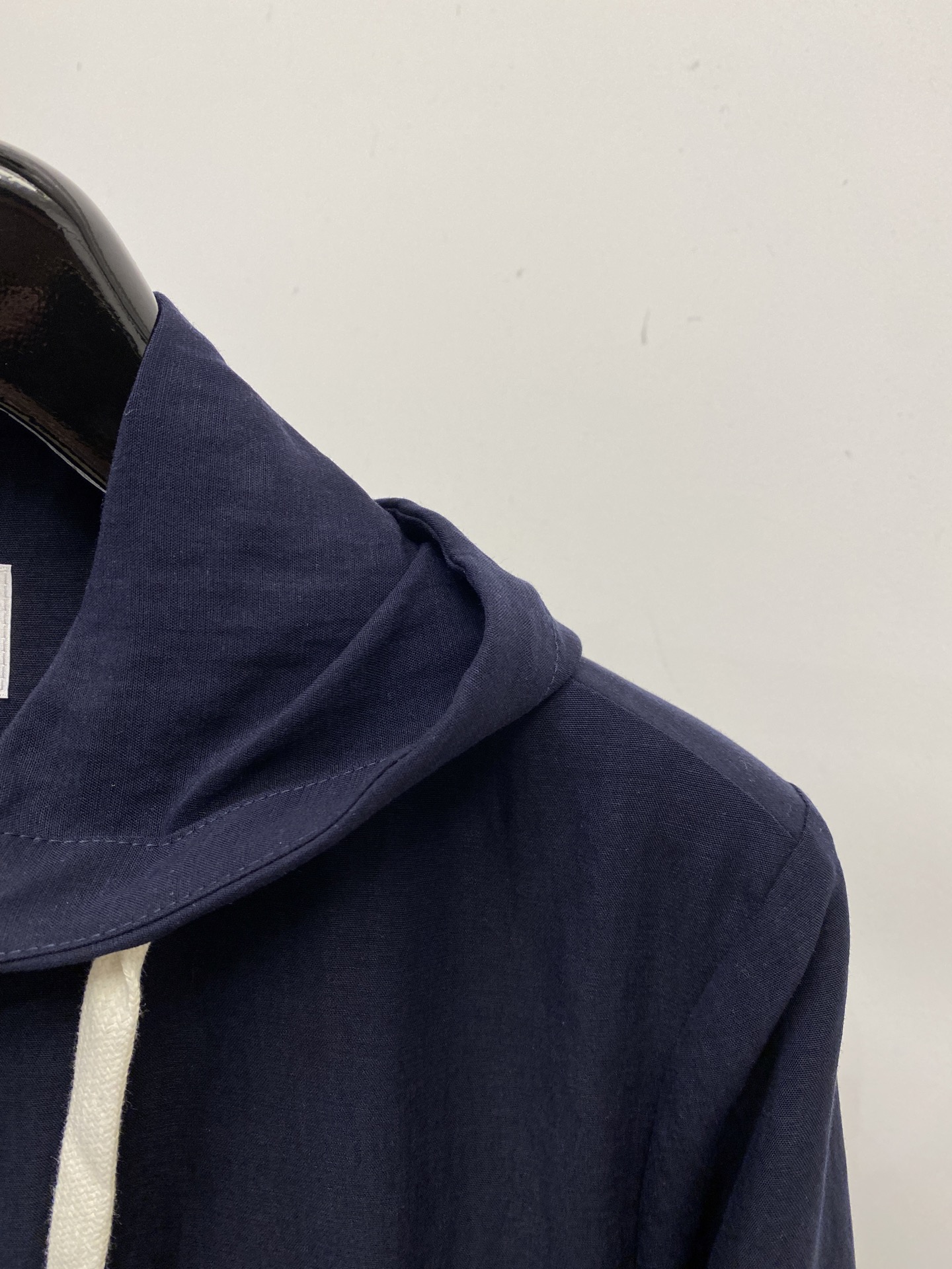 Brunello Cucinelli、2026新品夹克外套，时尚帅气，简约百搭款，胸前精致刺绣图案log