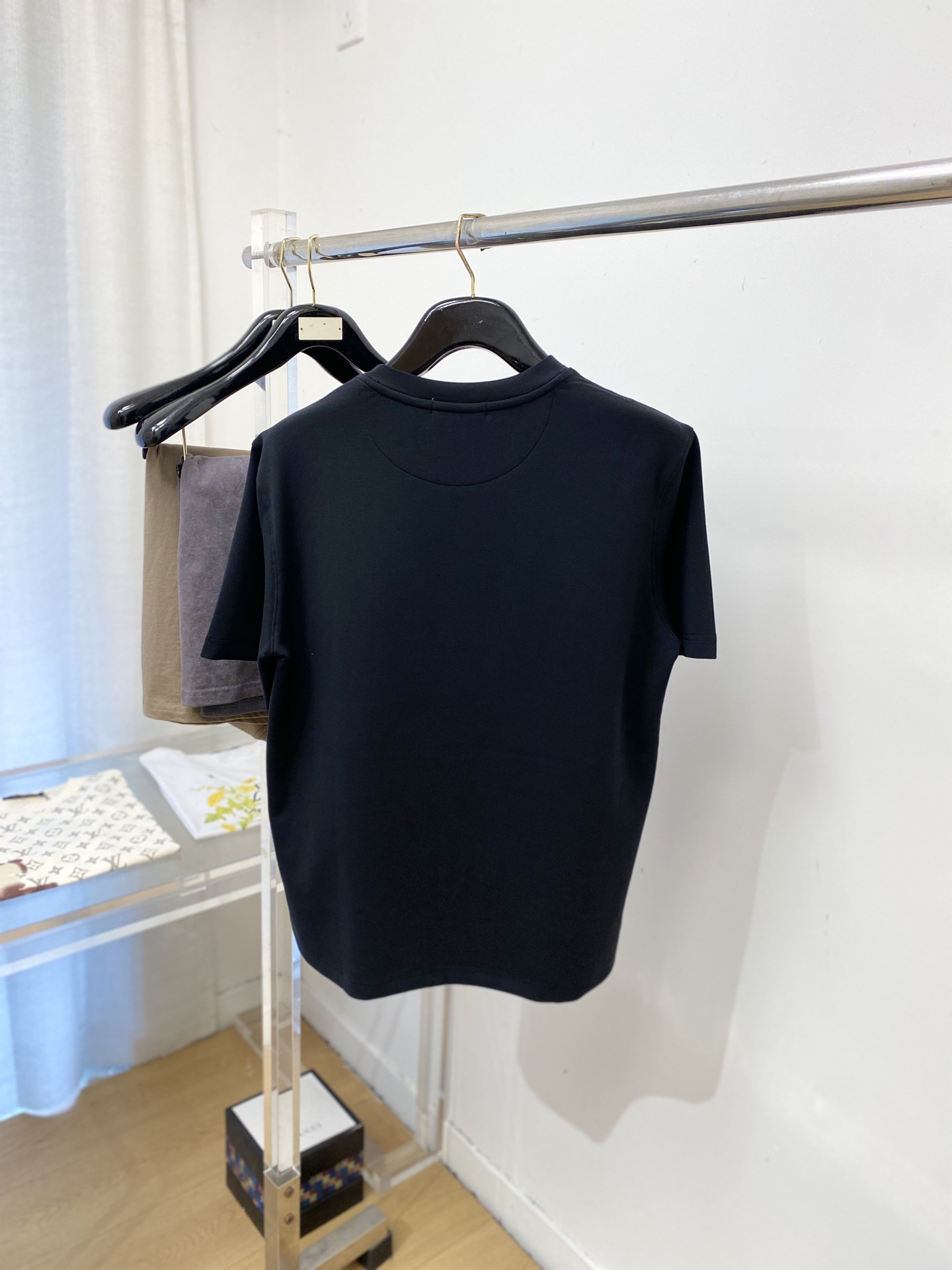 Brunello Cucinelli、2026新品短袖T恤，帅气时尚，胸前精致刺绣图案logo，简约百搭