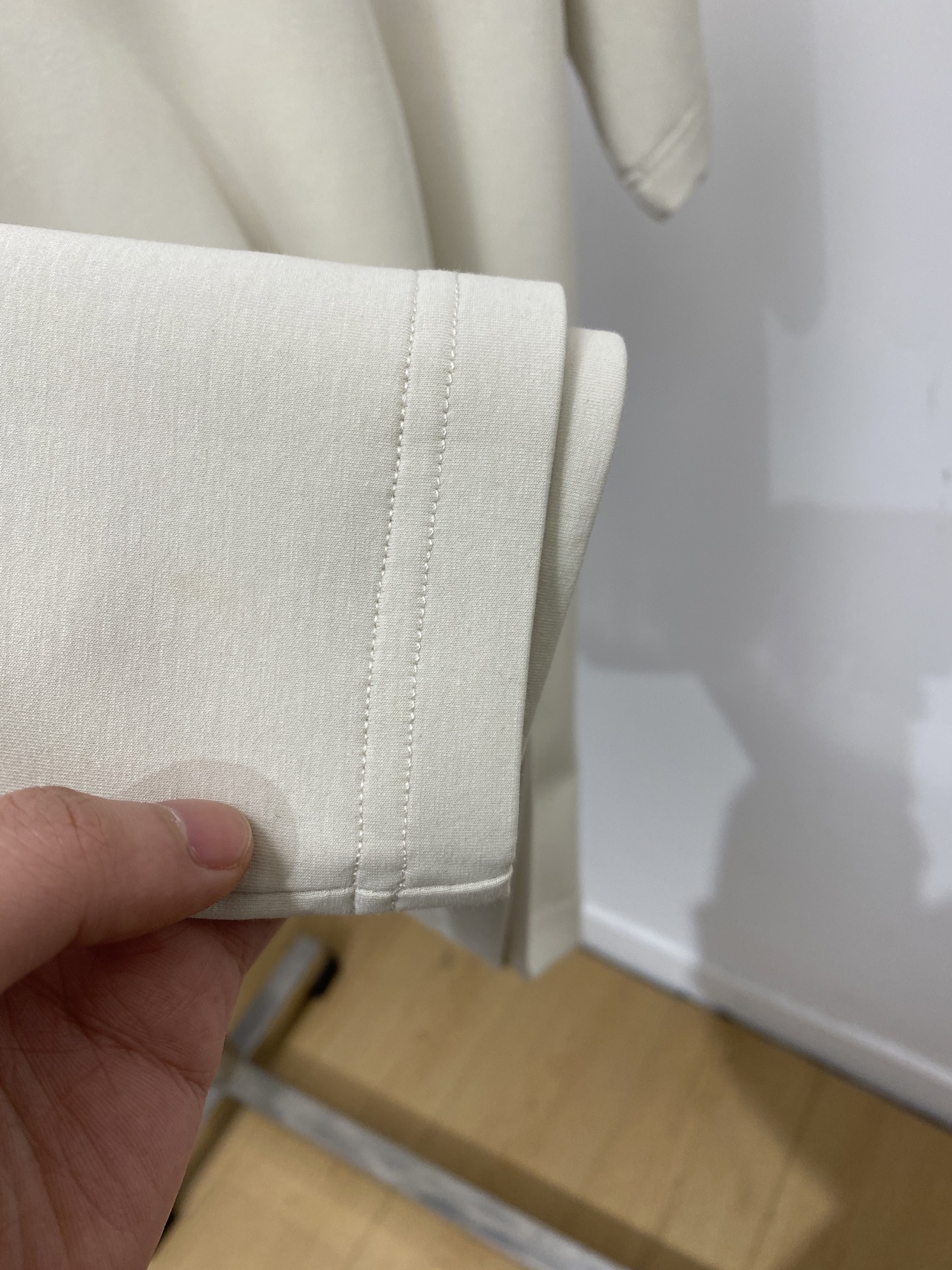 Brunello Cucinelli、2026新品短袖T恤，帅气时尚，胸前精致刺绣图案logo，简约百搭