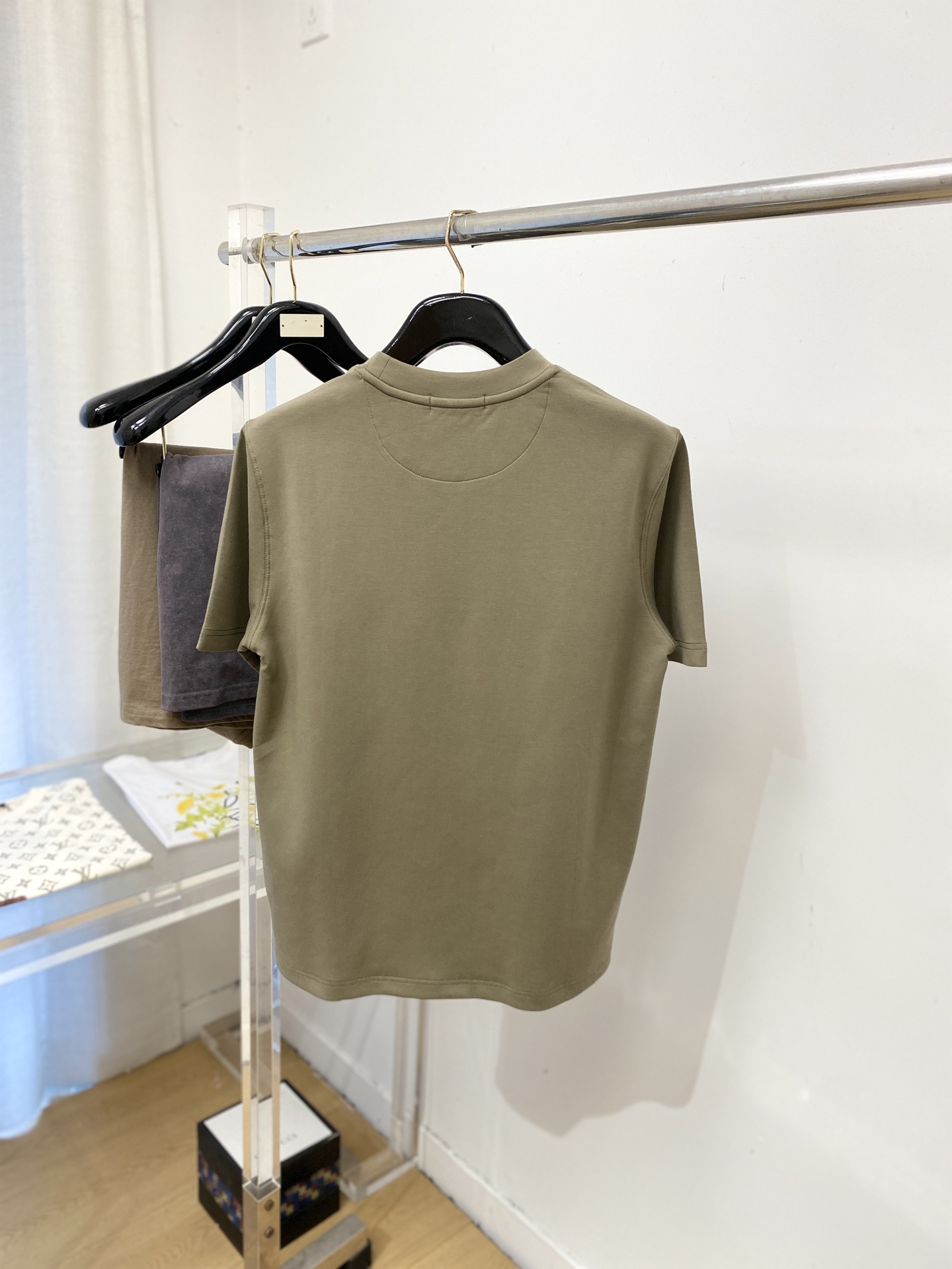 Brunello Cucinelli、2026新品短袖T恤，帅气时尚，胸前精致刺绣图案logo，简约百搭