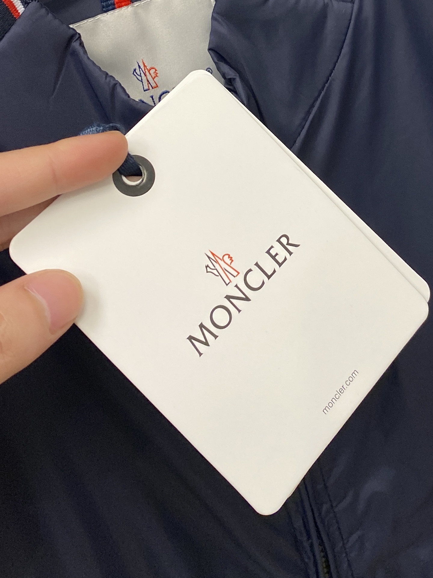 蒙口、2026新品夹克外套，时尚帅气，简约百搭款，袖口刺绣装饰图案logo，定制原版面料，不仅挺括，保持