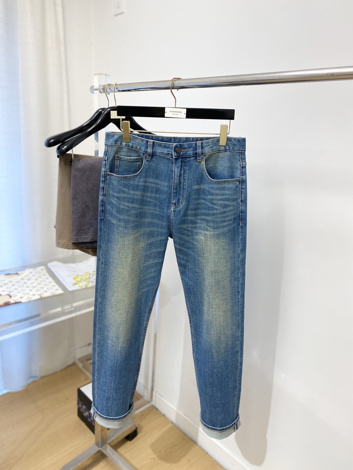 巴宝莉、2026最新品，专柜同步有售，原单狠货，水洗休闲牛仔裤，进口原版水洗弹力面料，舒适有弹性，原版五