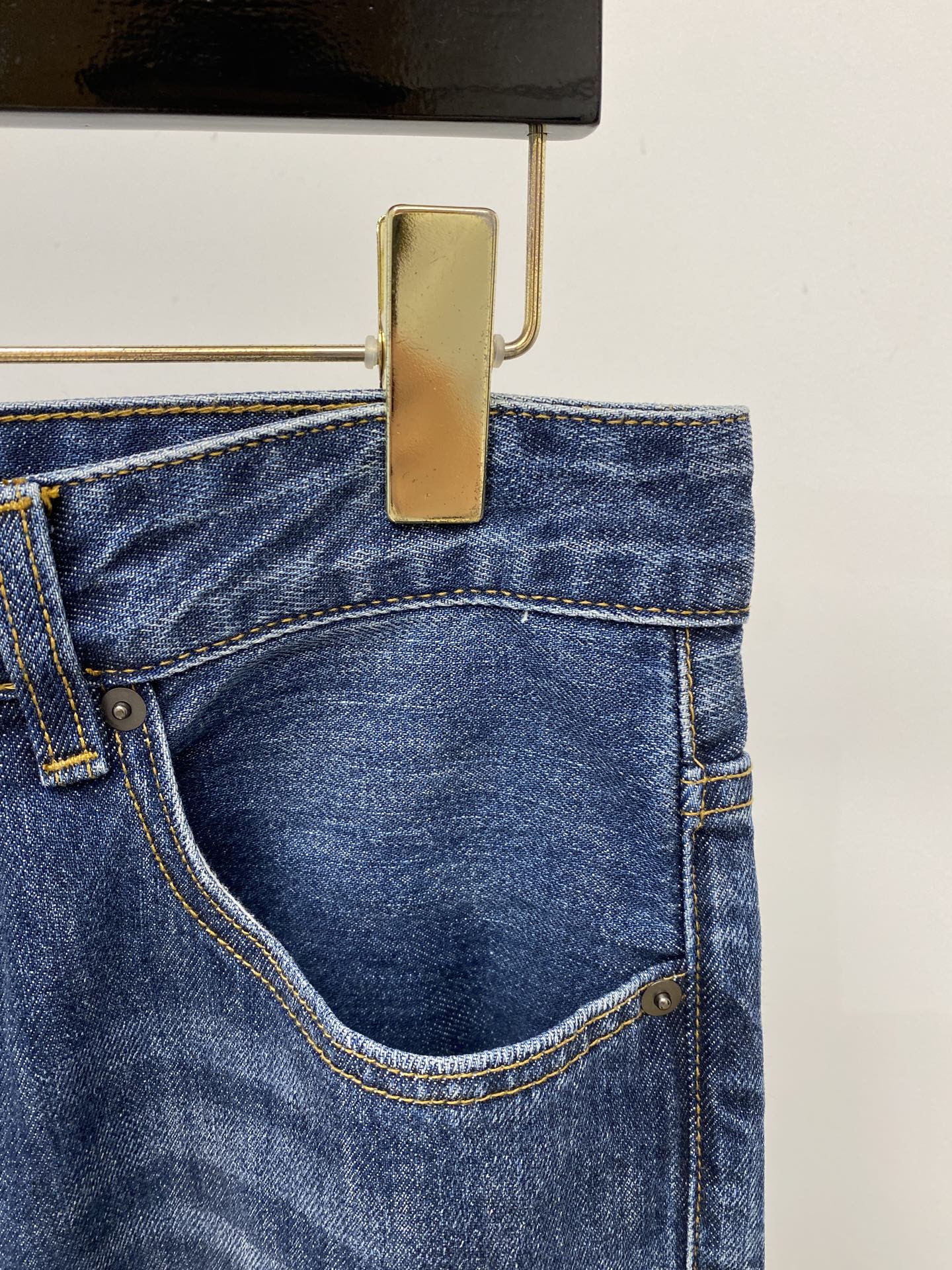 爱马仕、2026最新品，专柜同步有售，原单狠货，水洗休闲牛仔裤，进口原版水洗弹力面料，舒适有弹性，原版五