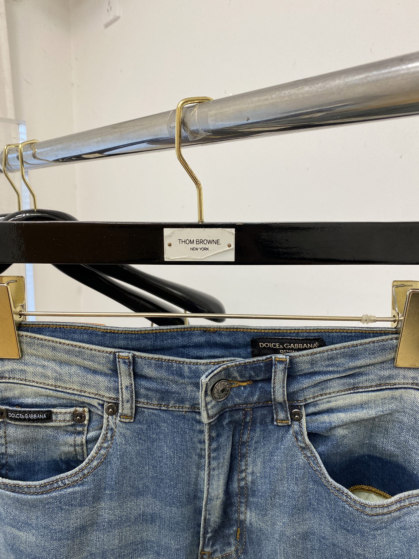 DG、2026最新品，专柜同步有售，原单狠货，水洗休闲牛仔裤，进口原版水洗弹力面料，舒适有弹性，原版五金