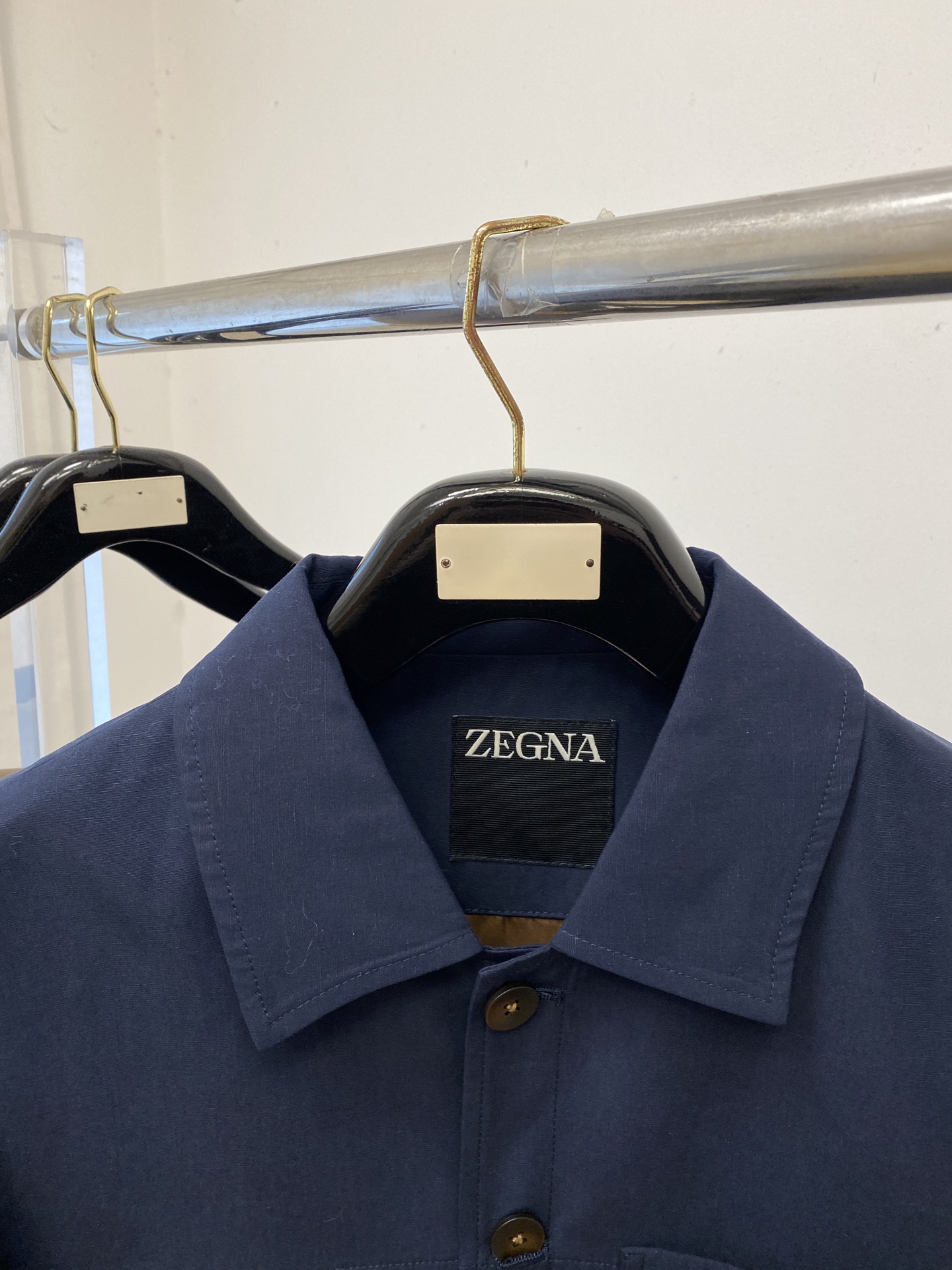 杰尼亚、2026新品夹克外套，时尚帅气，简约百搭款，胸前精致刺绣字母图案logo，定制原版面料，不仅挺括