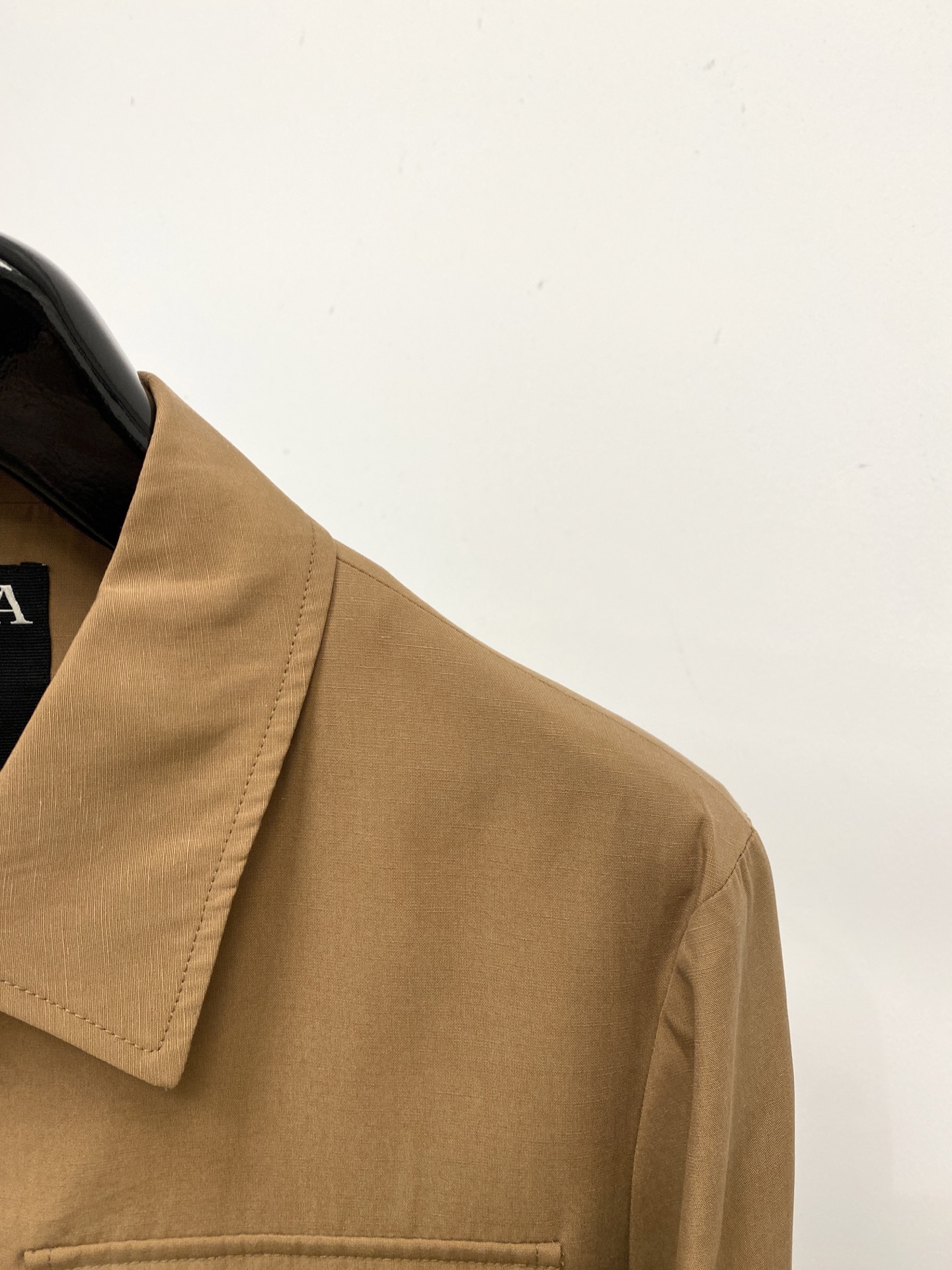 杰尼亚、2026新品夹克外套，时尚帅气，简约百搭款，胸前精致刺绣字母logo，定制原版面料，不仅挺括，保