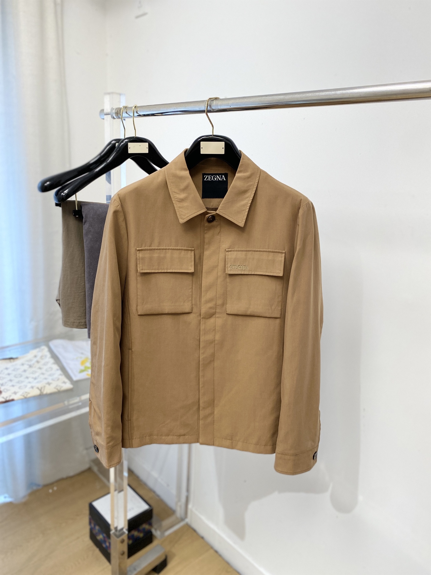 杰尼亚、2026新品夹克外套，时尚帅气，简约百搭款，胸前精致刺绣字母logo，定制原版面料，不仅挺括，保