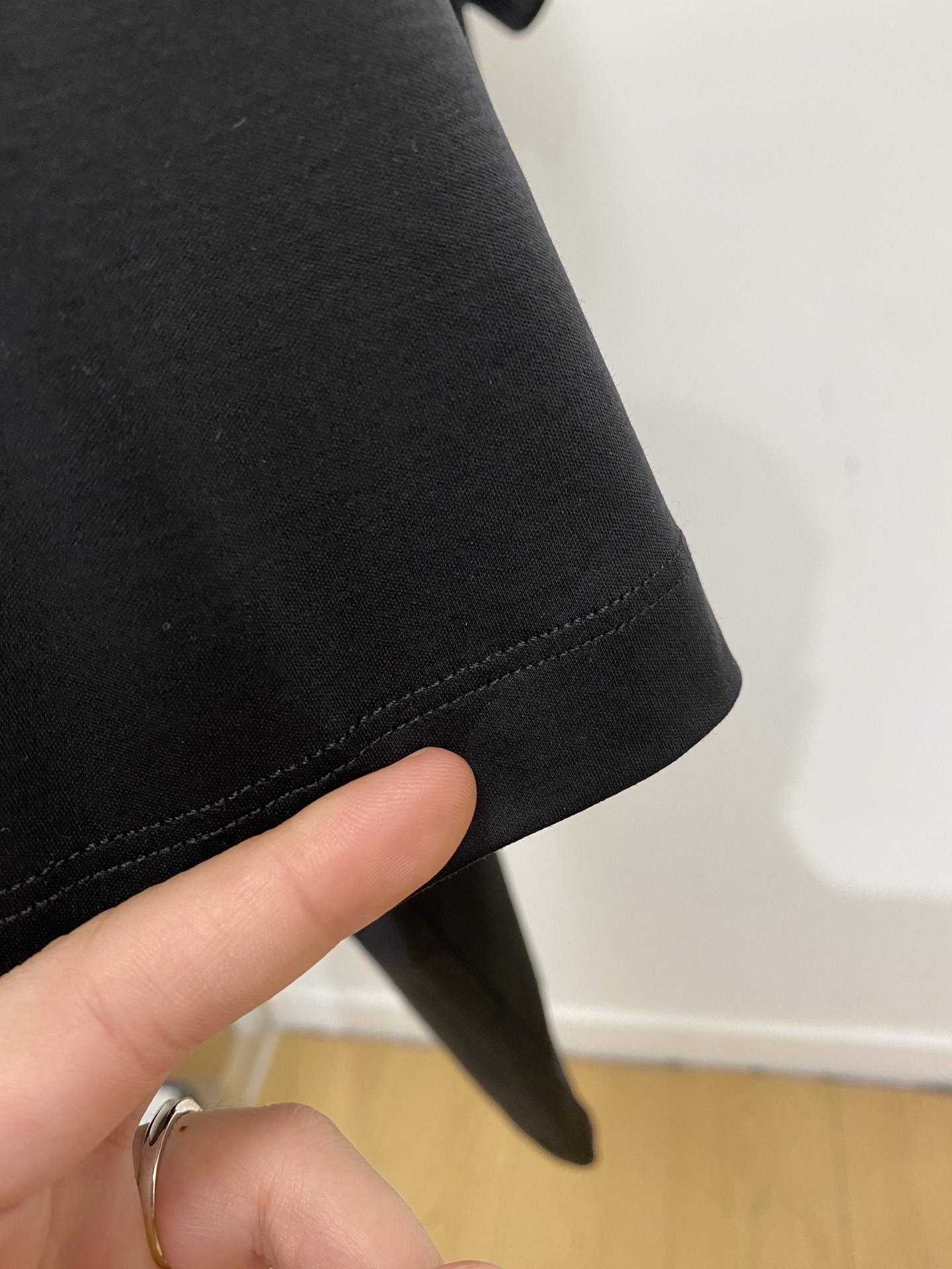 爱马仕、2026新品短袖T恤，帅气时尚，胸前顶级印花图案logo，简约百搭款。面料棉 不仅挺括，保持潮流