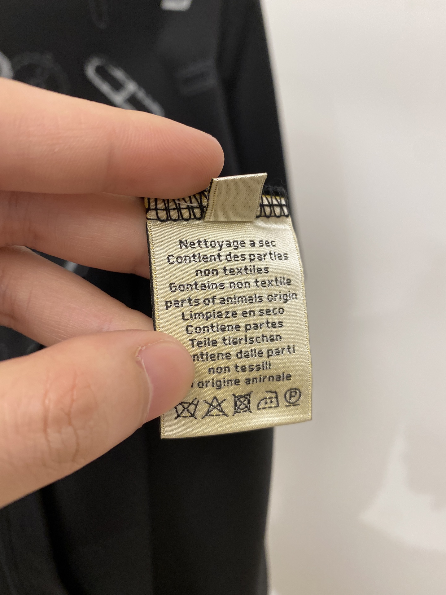 爱马仕、2026新品短袖T恤，帅气时尚，胸前顶级印花图案logo，简约百搭款。面料棉 不仅挺括，保持潮流