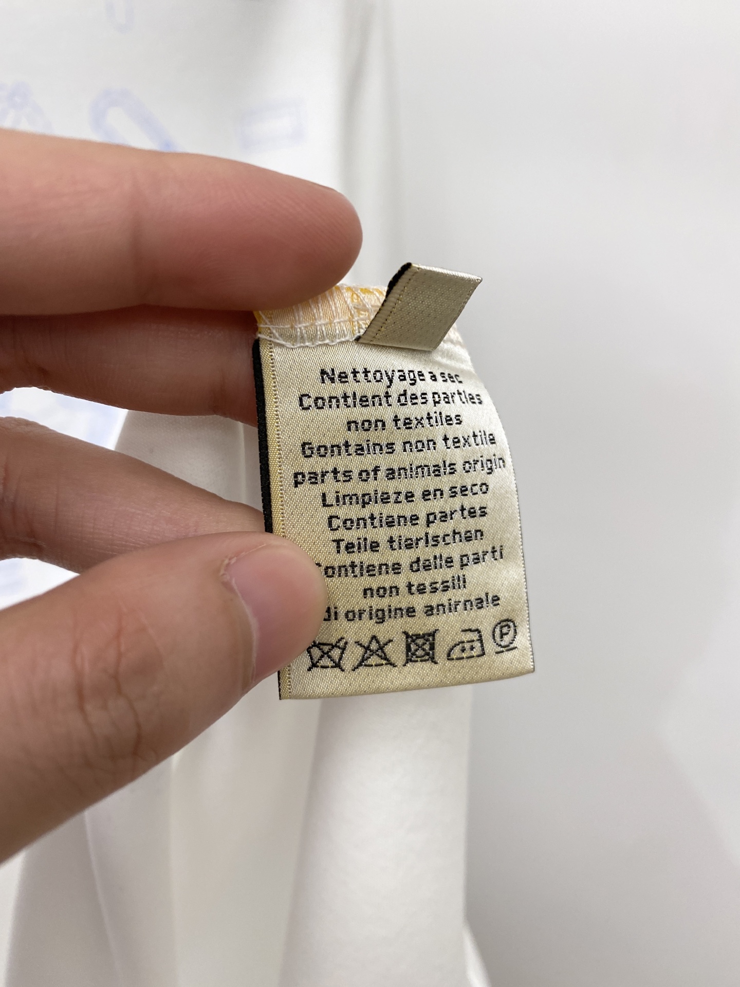 爱马仕、2026新品短袖T恤，帅气时尚，胸前顶级印花图案logo，简约百搭款。面料棉 不仅挺括，保持潮流