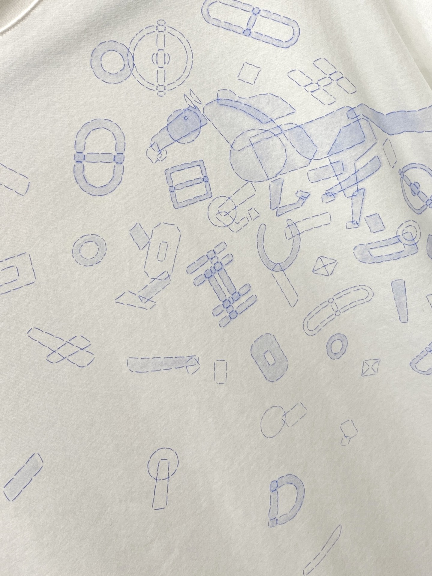 爱马仕、2026新品短袖T恤，帅气时尚，胸前顶级印花图案logo，简约百搭款。面料棉 不仅挺括，保持潮流