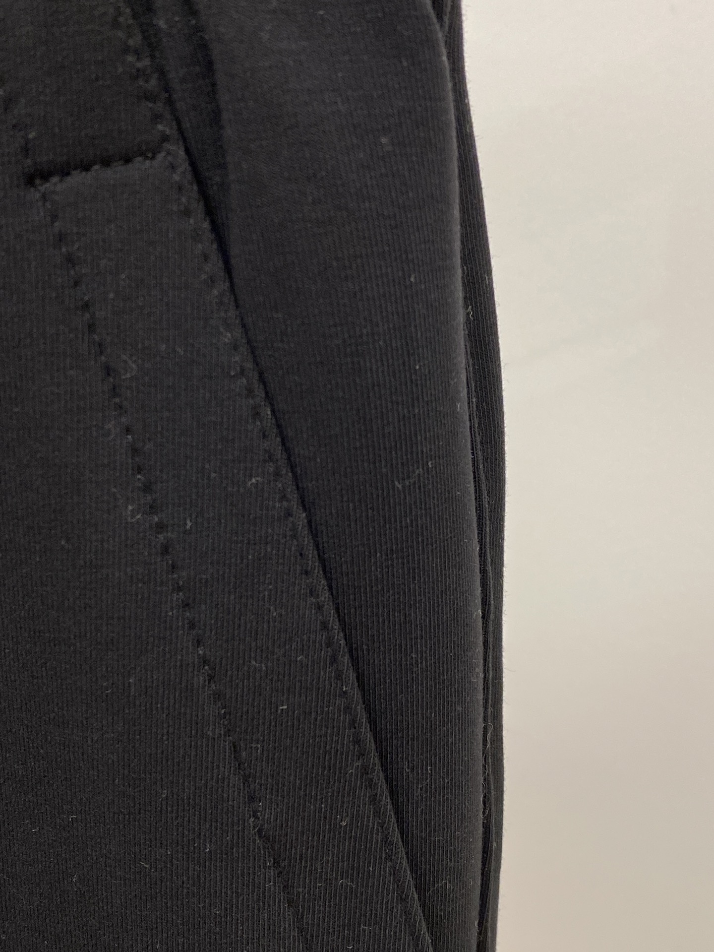 罗意威、2026爆款休闲裤 高弹显瘦必爆简约百搭爆款，做工精细，每一针都看得到用心，超多明星网红最爱 拉